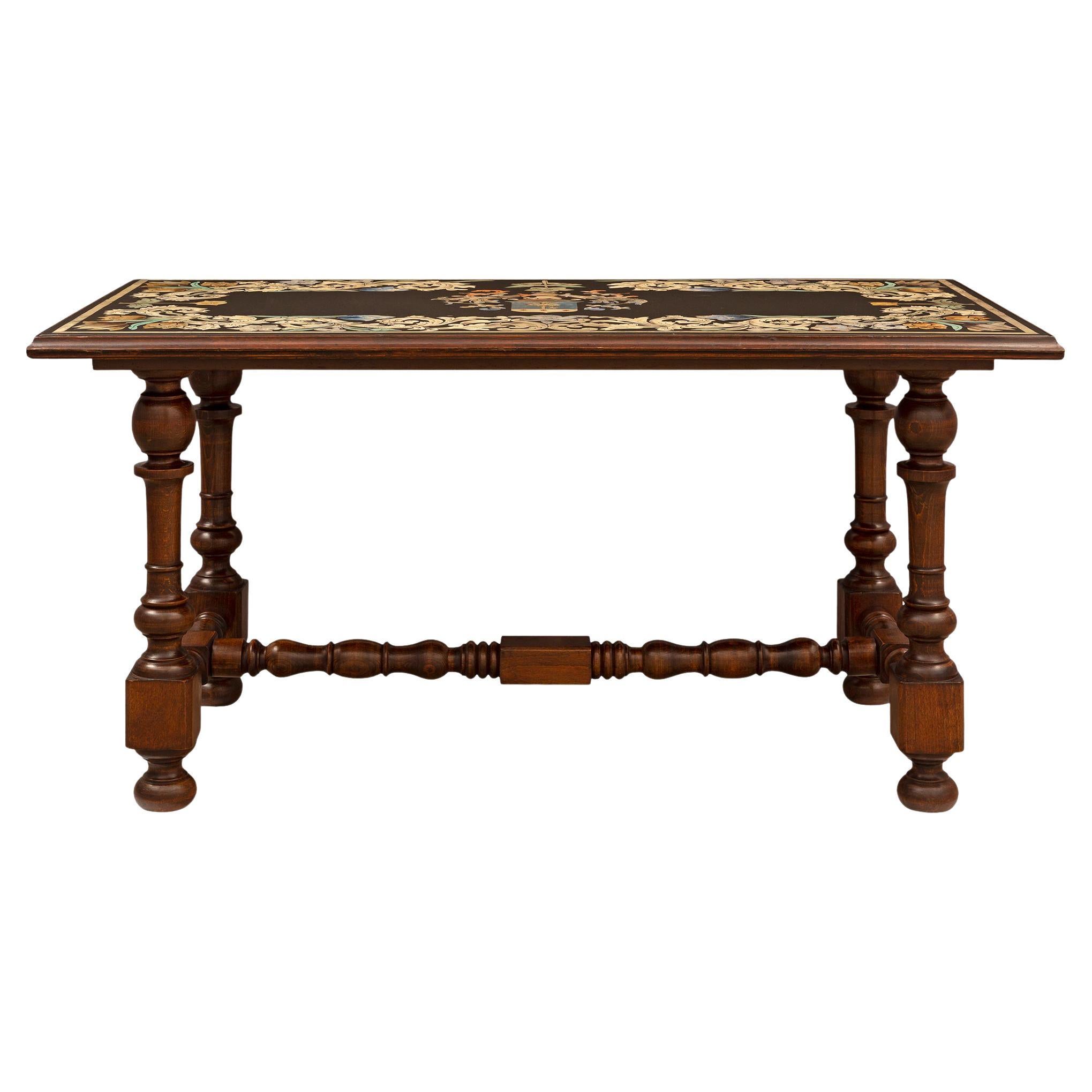 Table basse italienne Louis XIV du 19ème siècle St. Scagliola en vente