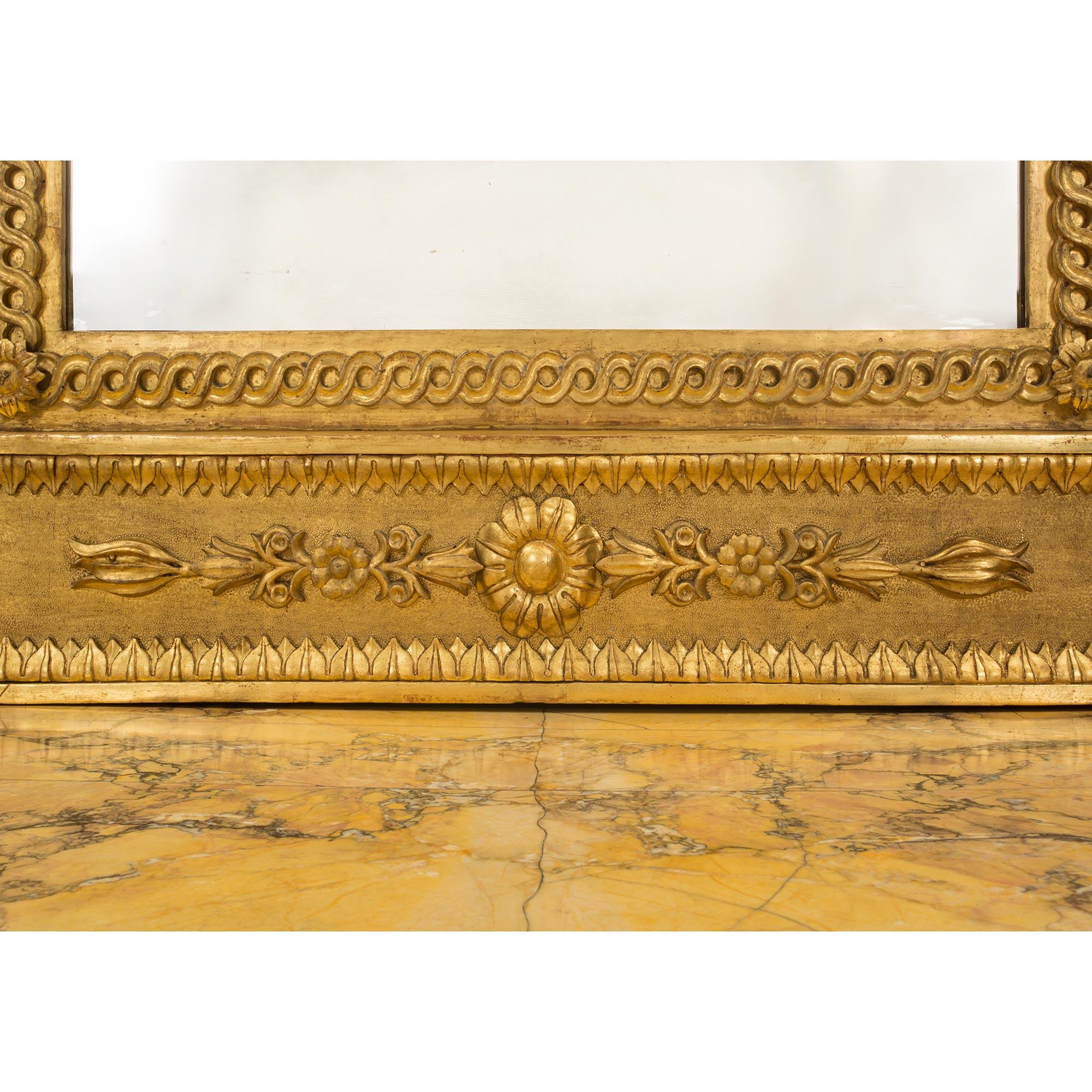 Italian 19th Century Louis XIV Style Giltwood and Marble Console For Sale 3