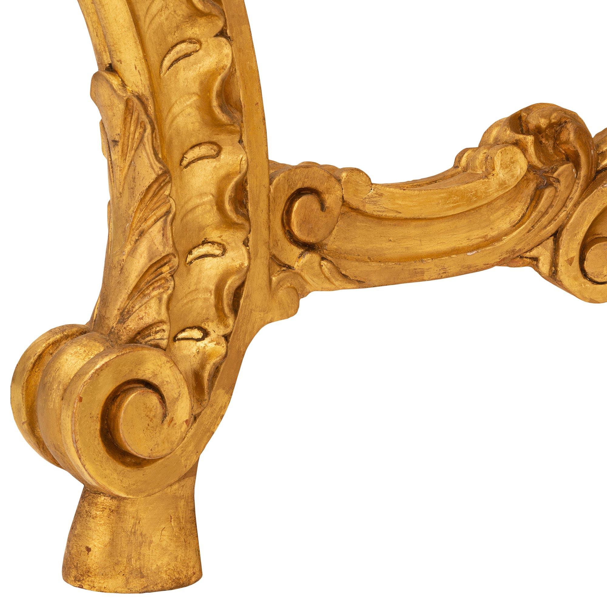 Italienische Konsole aus vergoldetem Holz und Jaune De Valence-Marmor, Louis XV.-Stil, 19. Jahrhundert im Angebot 6