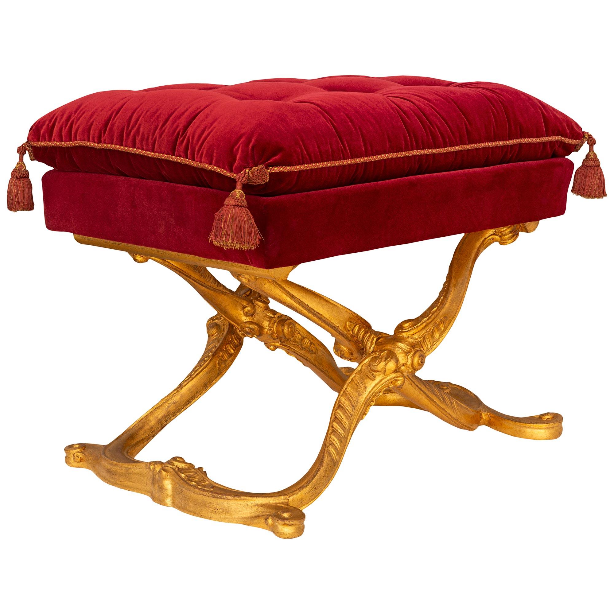 Banco italiano de madera dorada estilo Luis XV del siglo XIX Italiano en venta