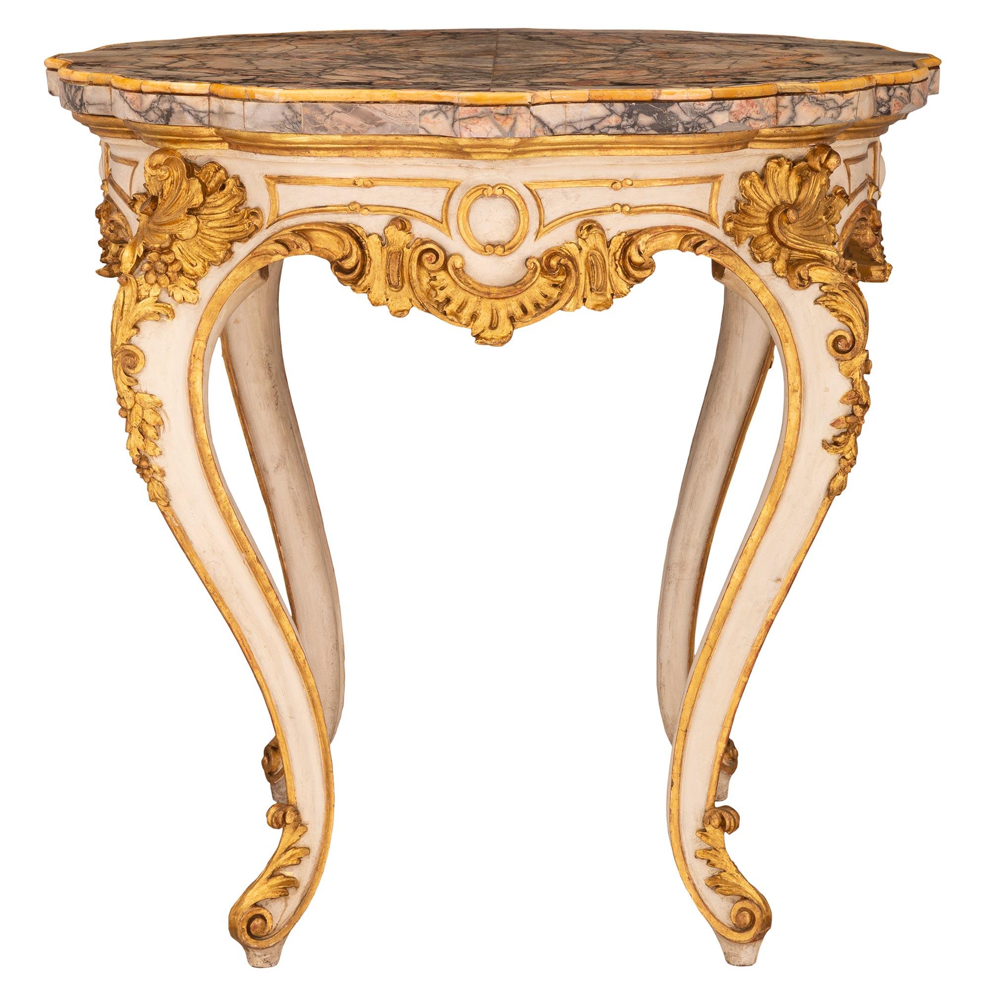 Italian 19th Century Louis XV Style Patinated and Gilt Center Table For Sale 1