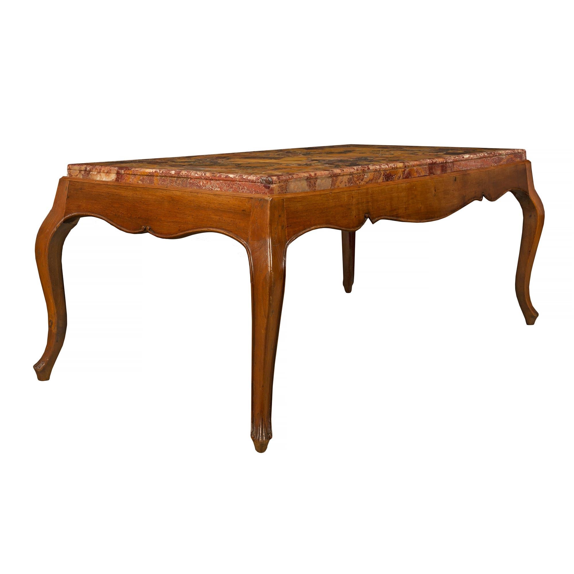 Italian 19th Century Louis XV Style Walnut and Marble Coffee Table For Sale 1