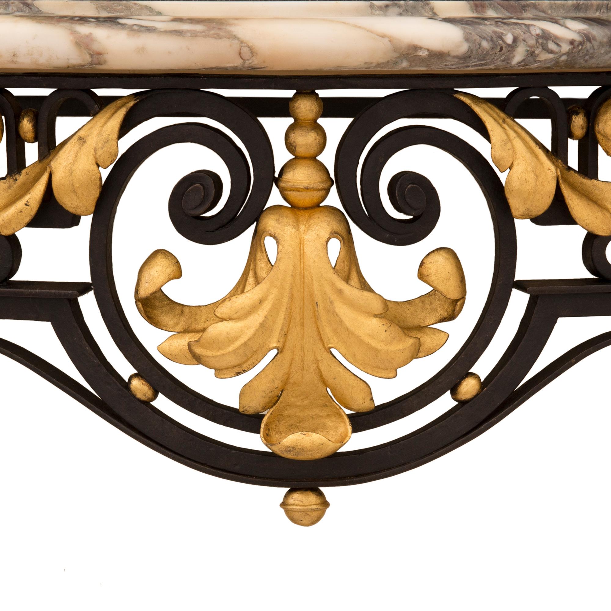 Métal Console italienne de style Louis XV du 19ème siècle en fer forgé, métal doré et marbre en vente