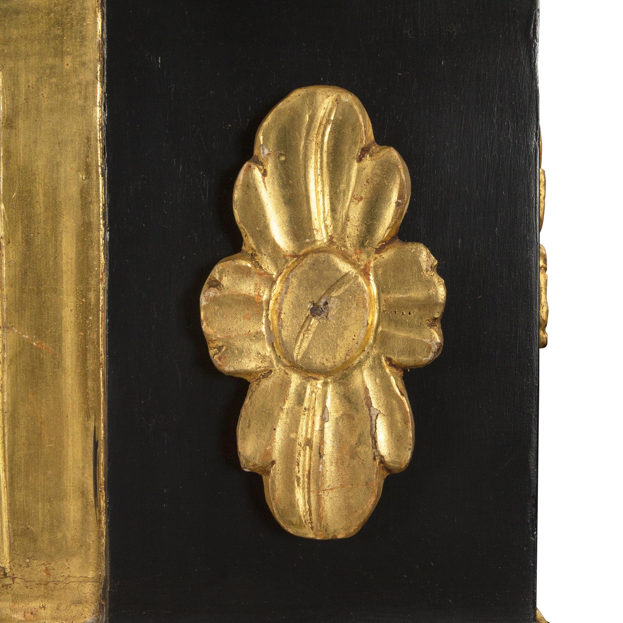 Freistehende italienische Louis-XVI-Konsole aus vergoldetem Holz und Marmor aus dem 19. Jahrhundert im Angebot 2
