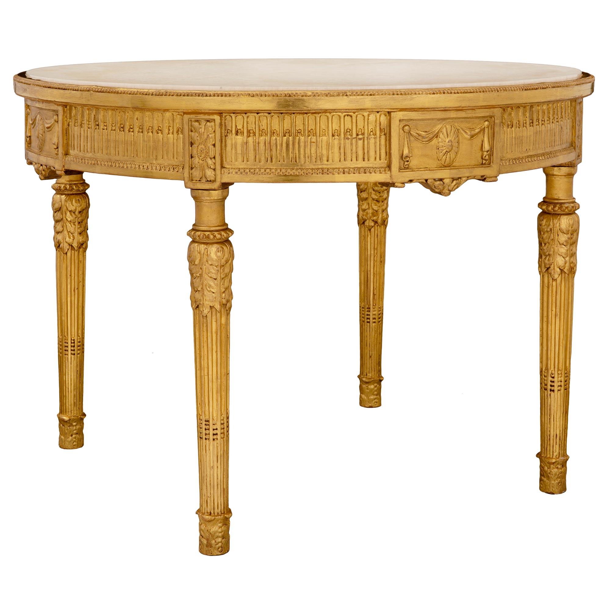 Italian 19th Century Louis XVI Style Circular Coffee Table In Good Condition For Sale In West Palm Beach, FL