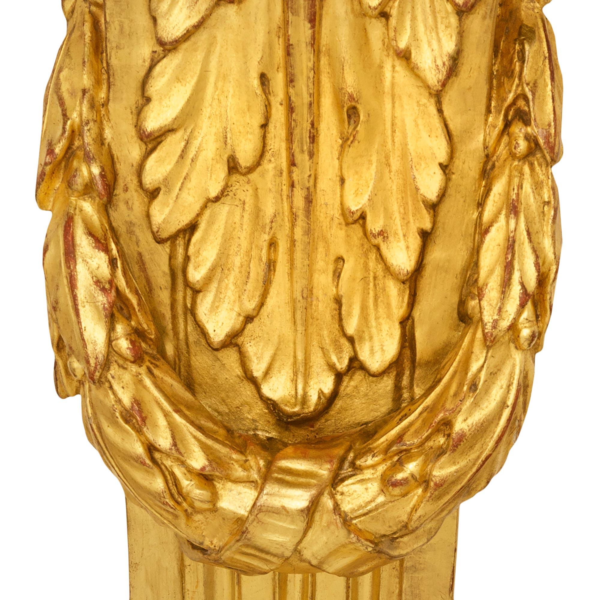 Console italienne du 19ème siècle de style Louis XVI en bois doré et Alabastro Fiorito en vente 1