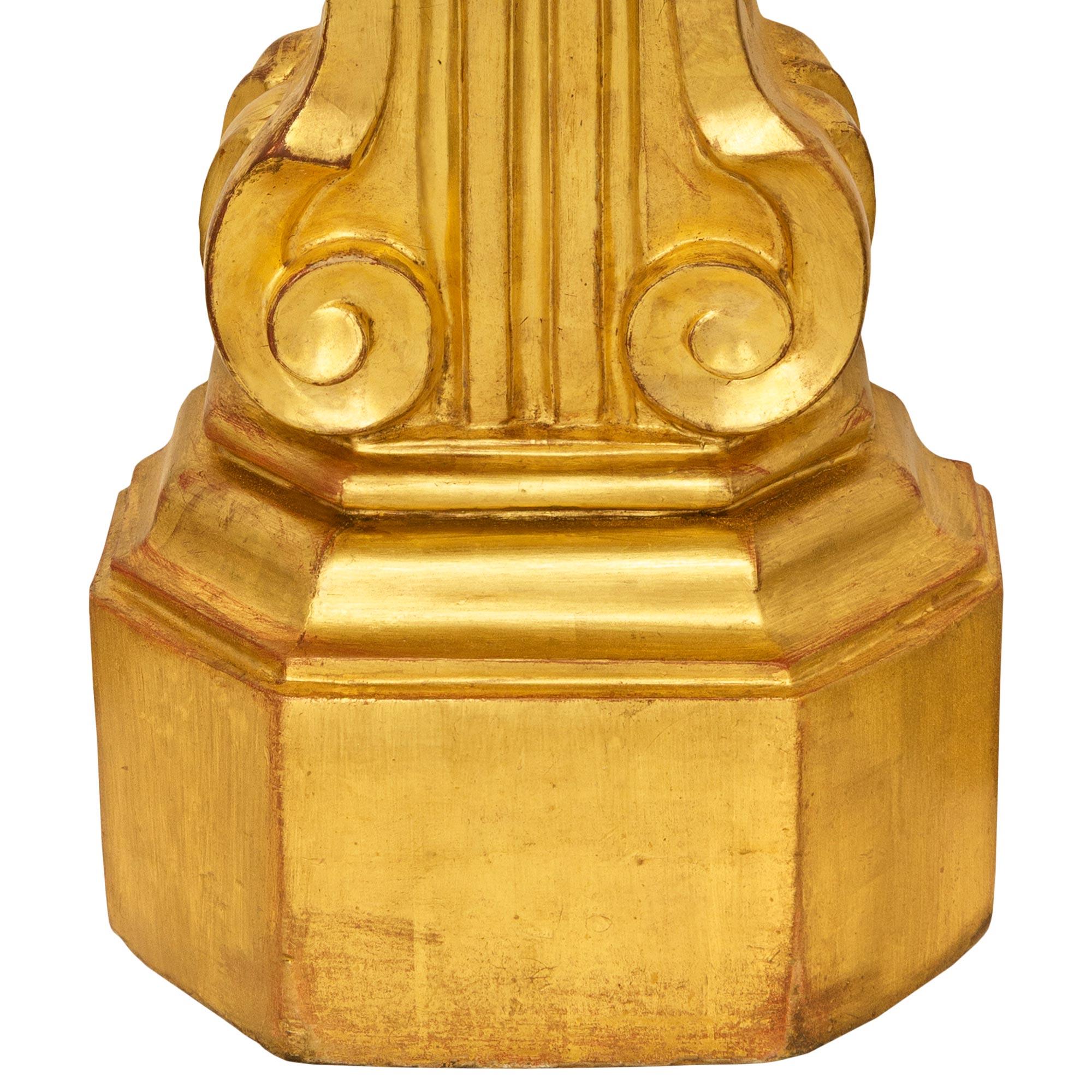 Console italienne du 19ème siècle de style Louis XVI en bois doré et Alabastro Fiorito en vente 2