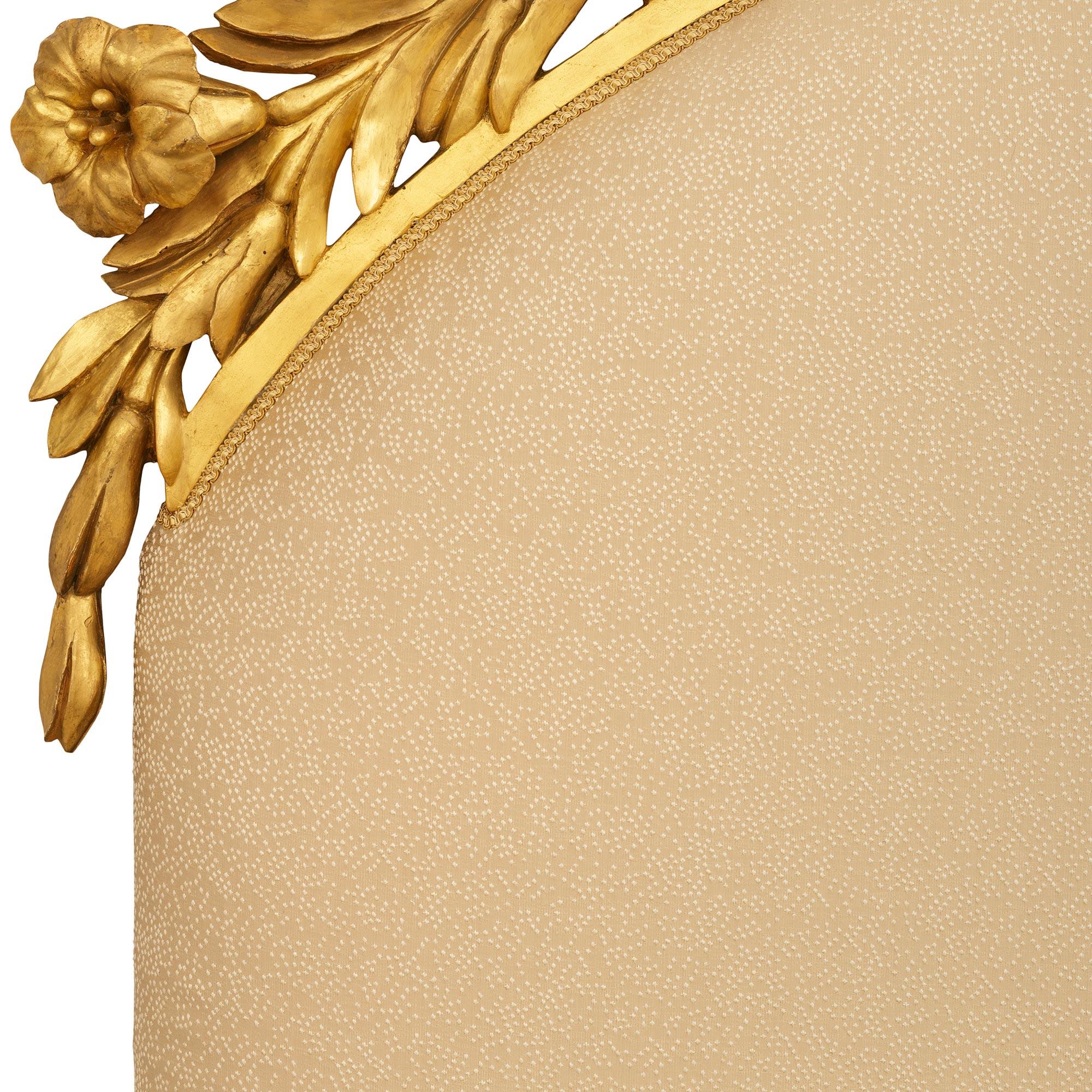 Tête de lit en bois doré italien du 19ème siècle, de style Louis XVI en vente 1