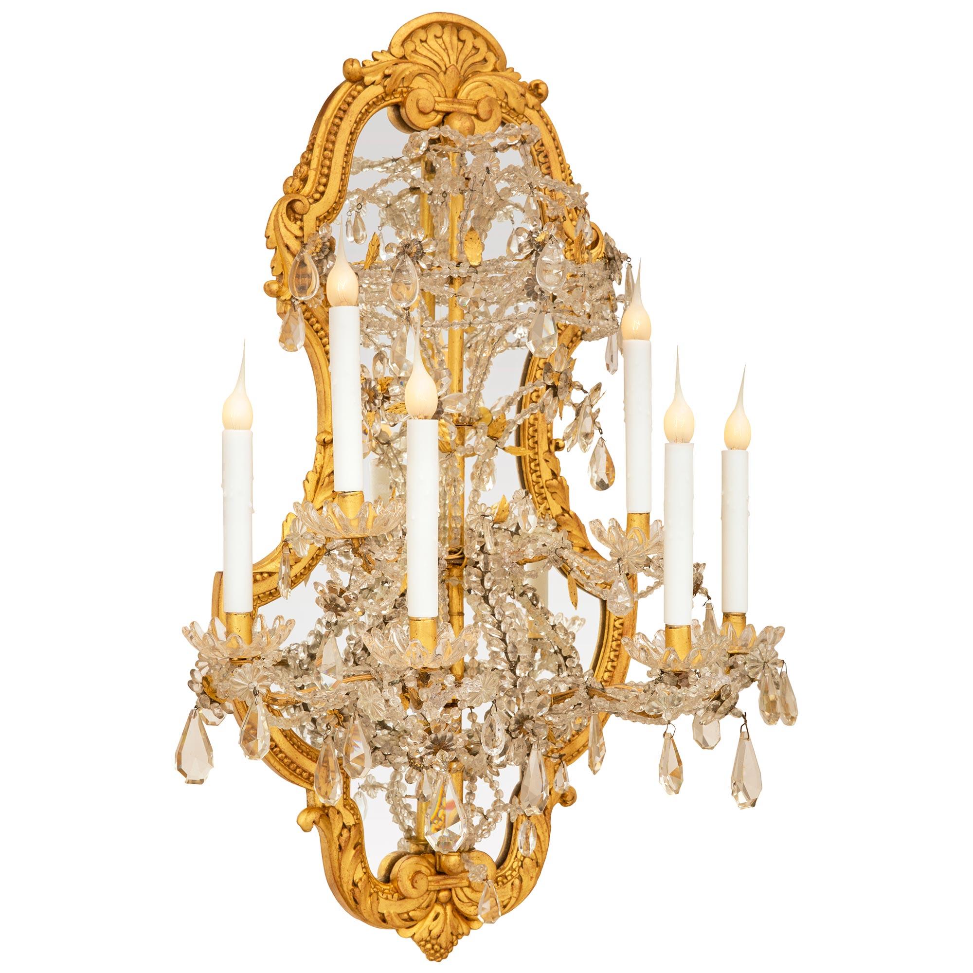 Apliques italianos de madera dorada, espejo y cristal del siglo XIX, estilo Luis XVI Italiano en venta