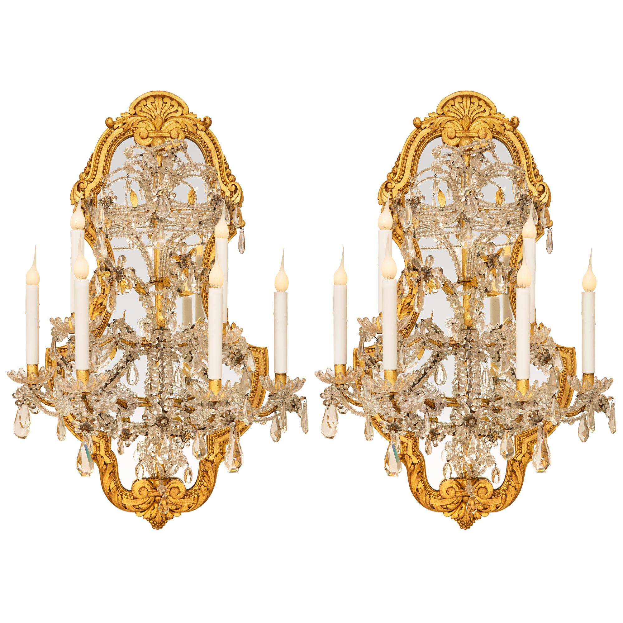 Italienisch 19. Jahrhundert Louis XVI st. Giltwood, Spiegel und Glas Wandleuchter