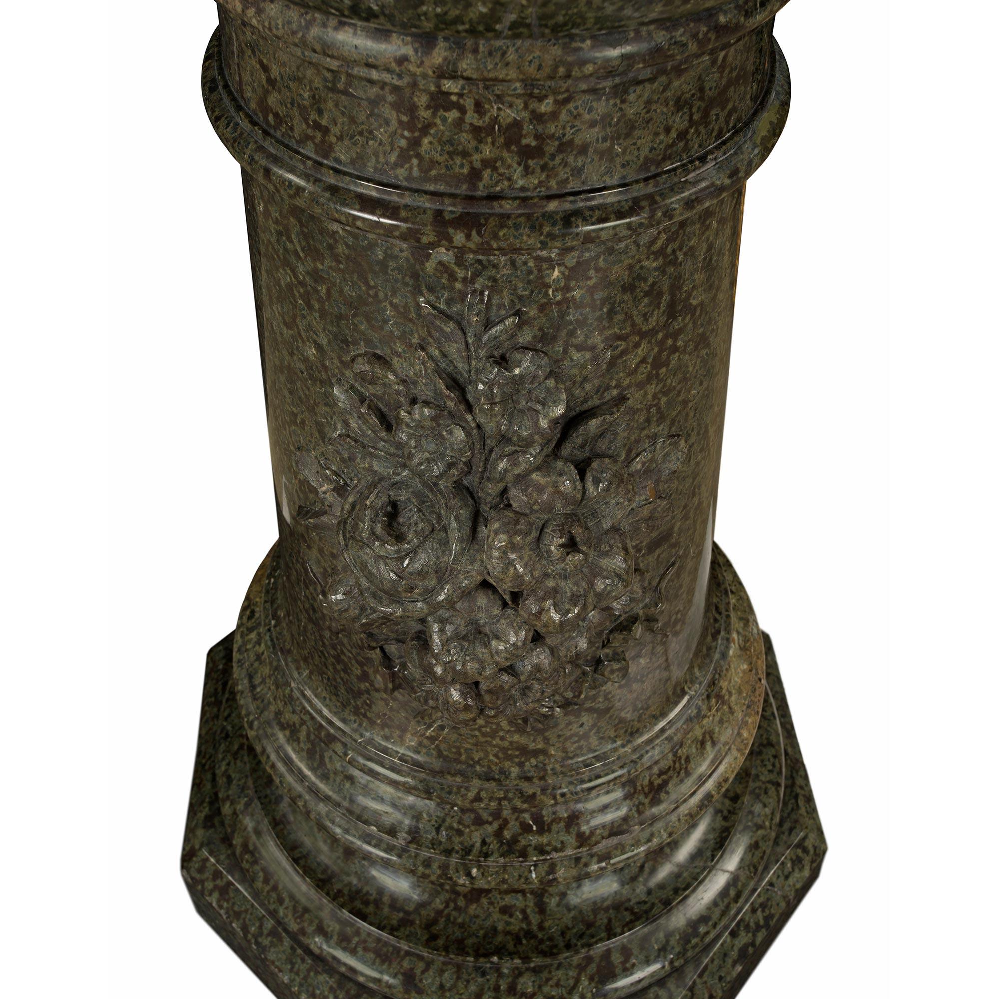 Italian 19th Century Louis XVI St. Marble Pedestal Column For Sale 2