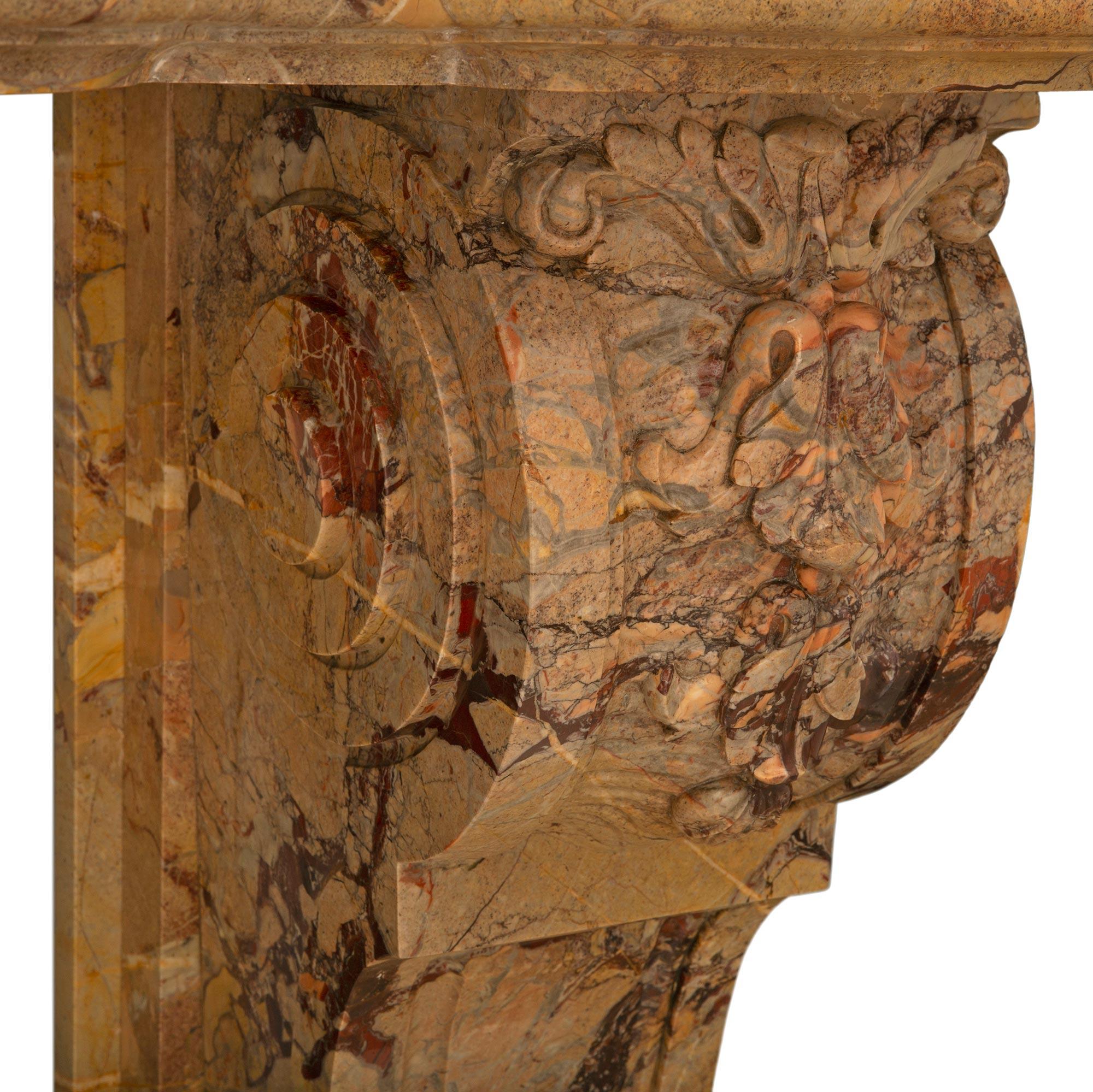 Italienische Konsole aus Sarrancolin-Marmor im Stil Louis XVI. des 19. Jahrhunderts im Angebot 2