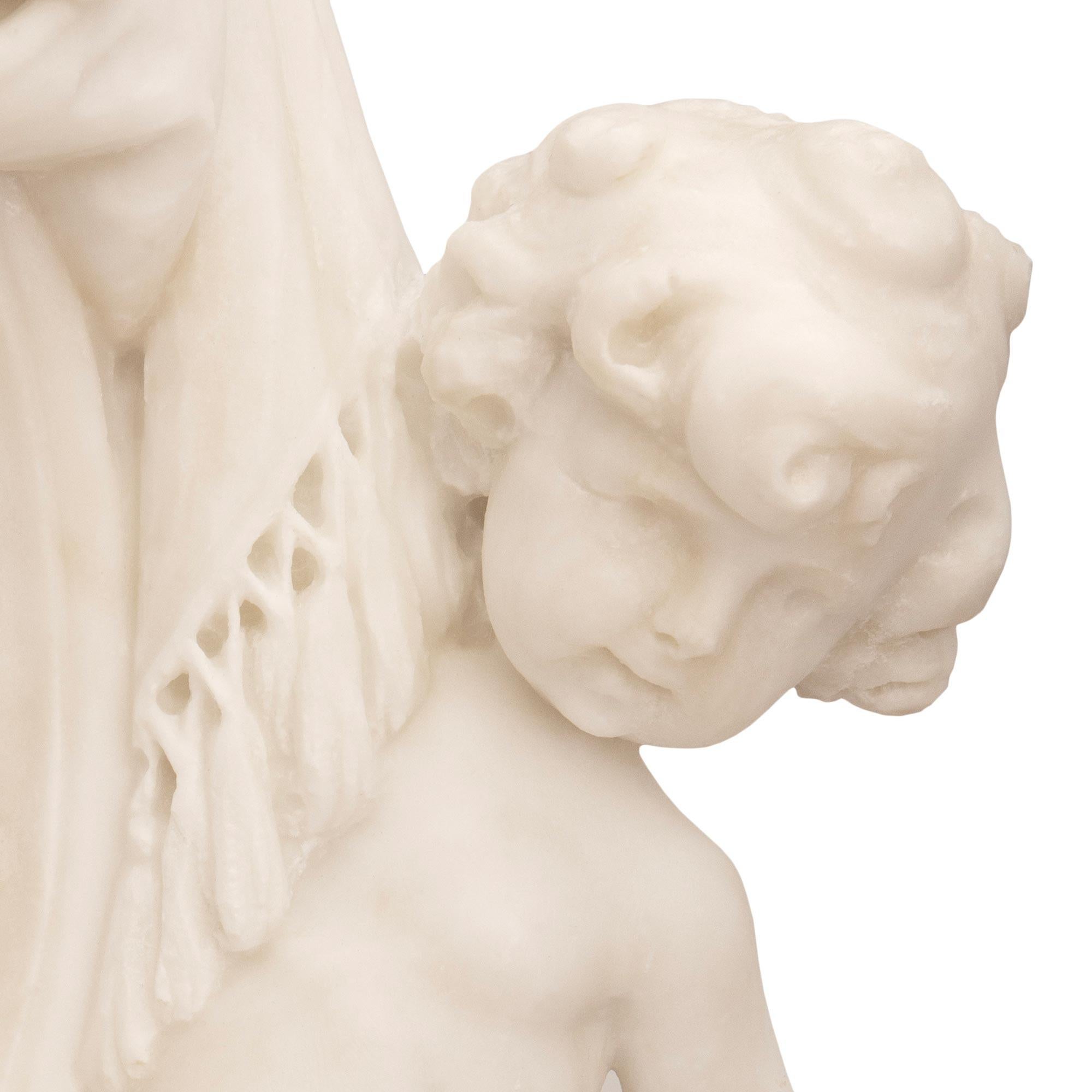 Miroir de courtoisie italien du XIXe siècle en marbre blanc de Carrare de style Louis XVI en vente 3