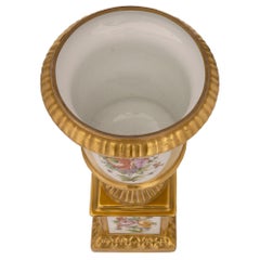 Italienische Porzellanurnen im Louis-XVI-Stil des 19. Jahrhunderts aus Capodimonte