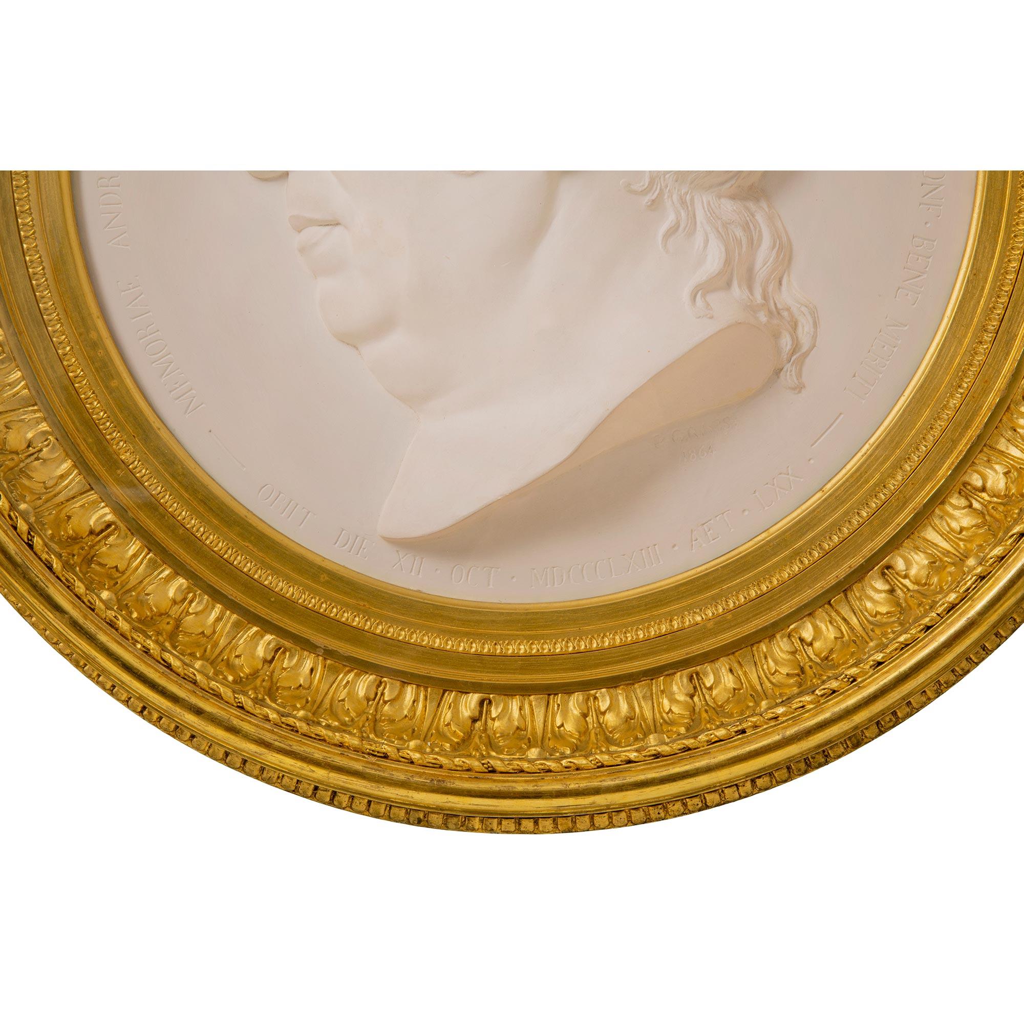 Italian 19th Century Louis XVI Style Giltwood and Plaster Wall Plaque For Sale 4