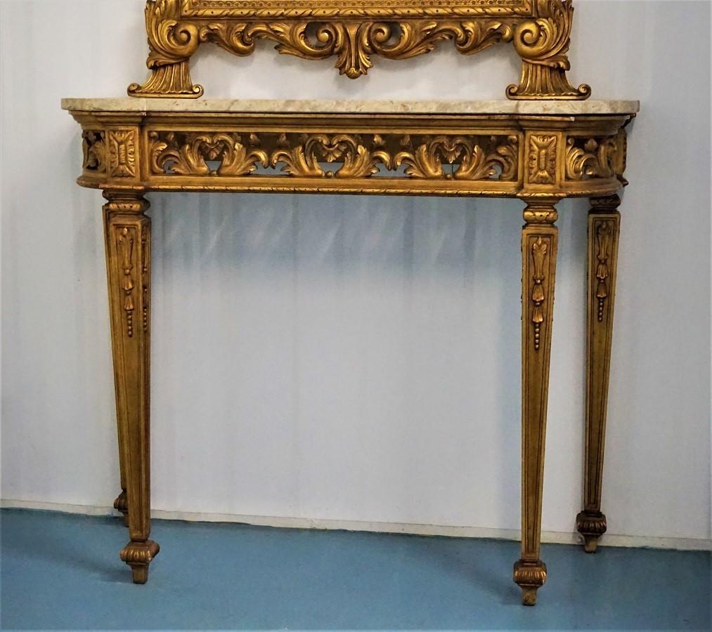 Italian 19th Century Louis XVI Style Giltwood Console Table and Mirror For Sale 1