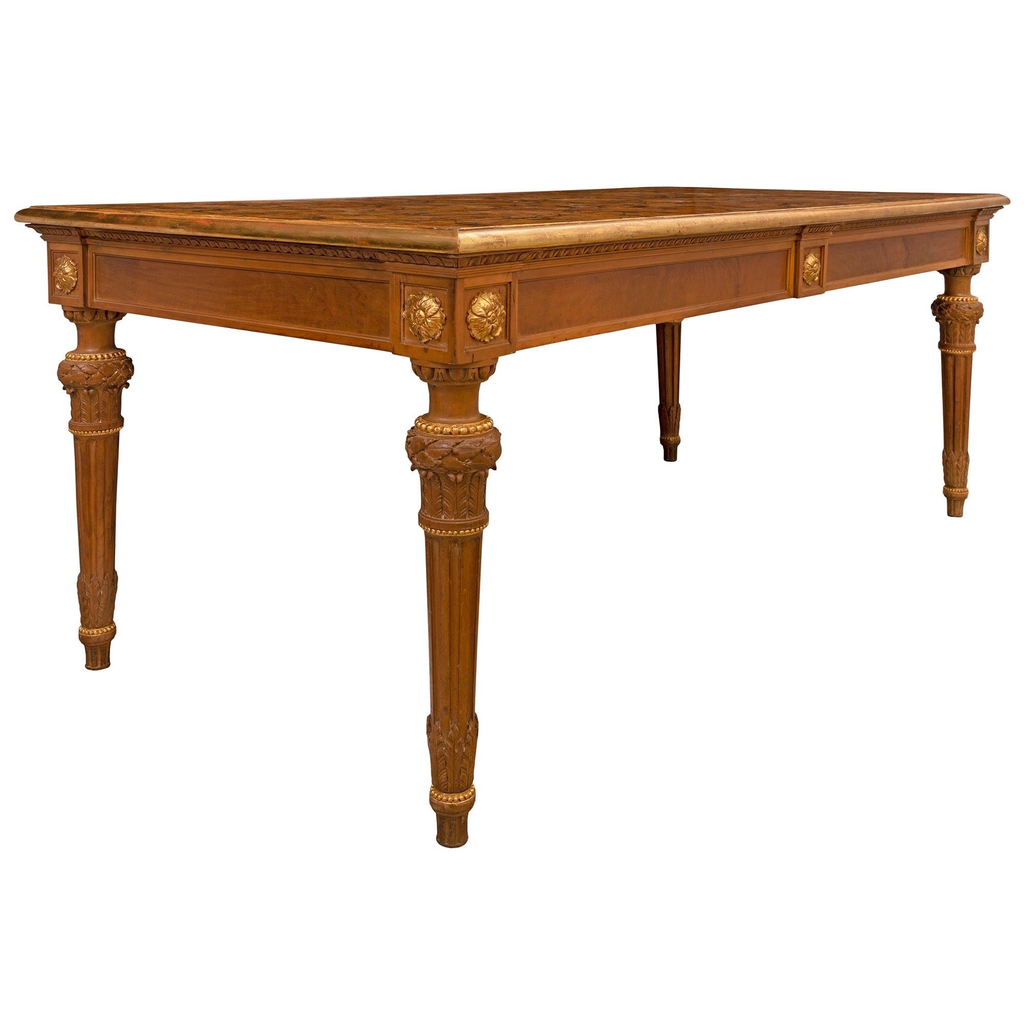 Italian 19th Century Louis XVI Style Walnut Center Table In Good Condition For Sale In West Palm Beach, FL