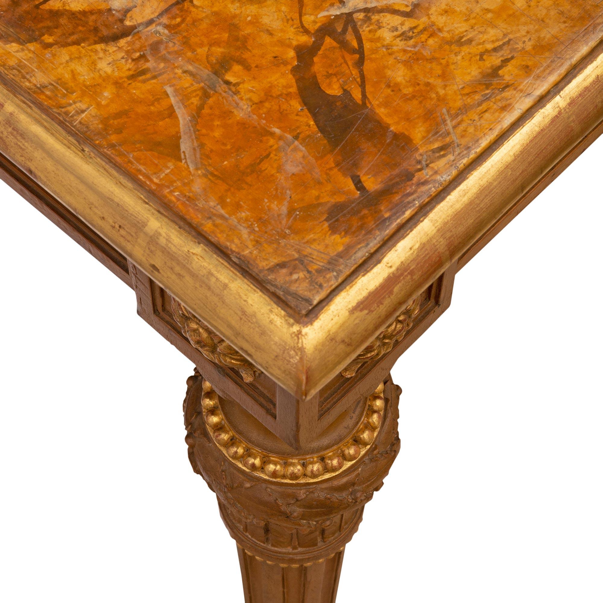 Marbre Table centrale italienne de style Louis XVI du 19ème siècle en noyer en vente
