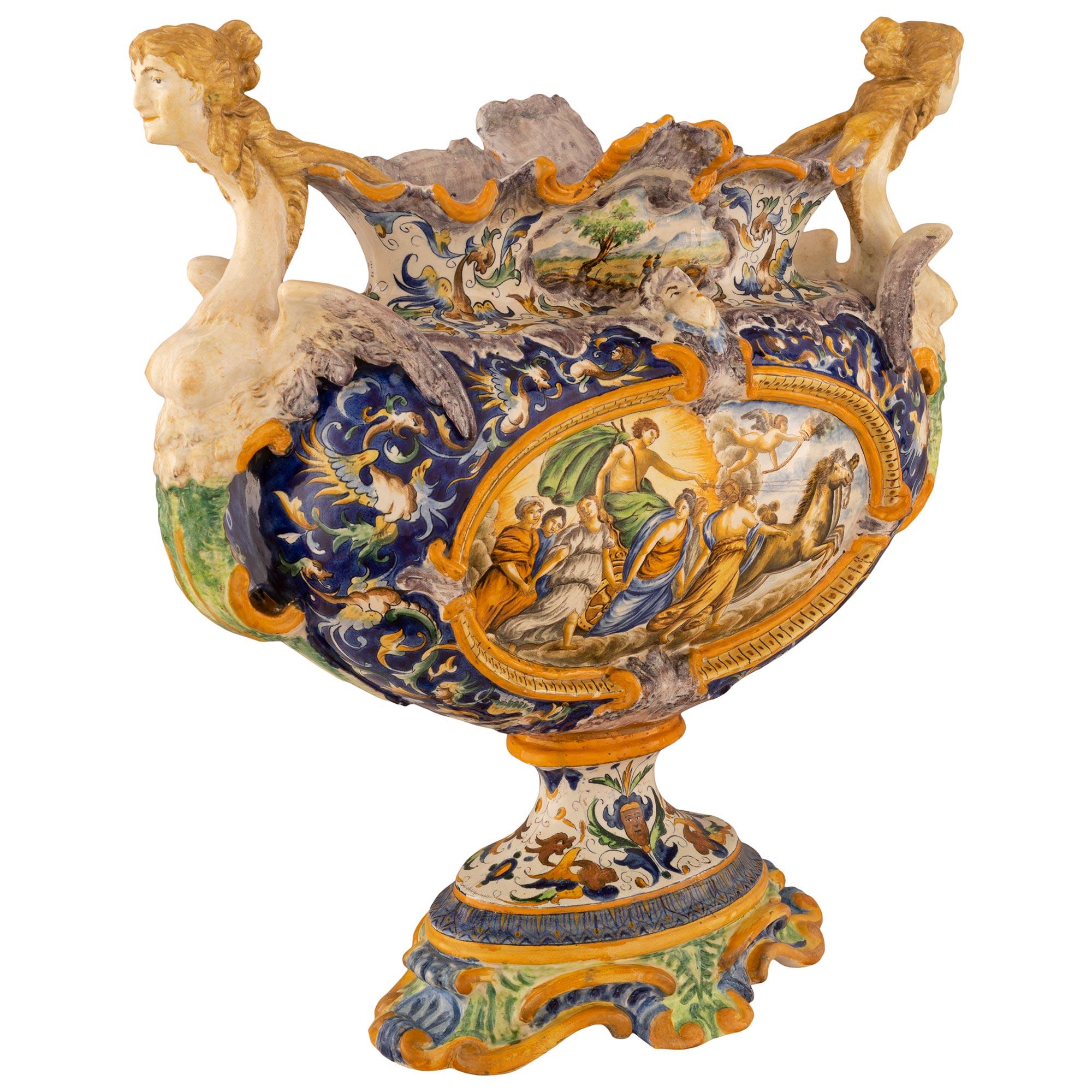 Italian 19th Century Majolica Porcelain Centerpiece For Sale 1
