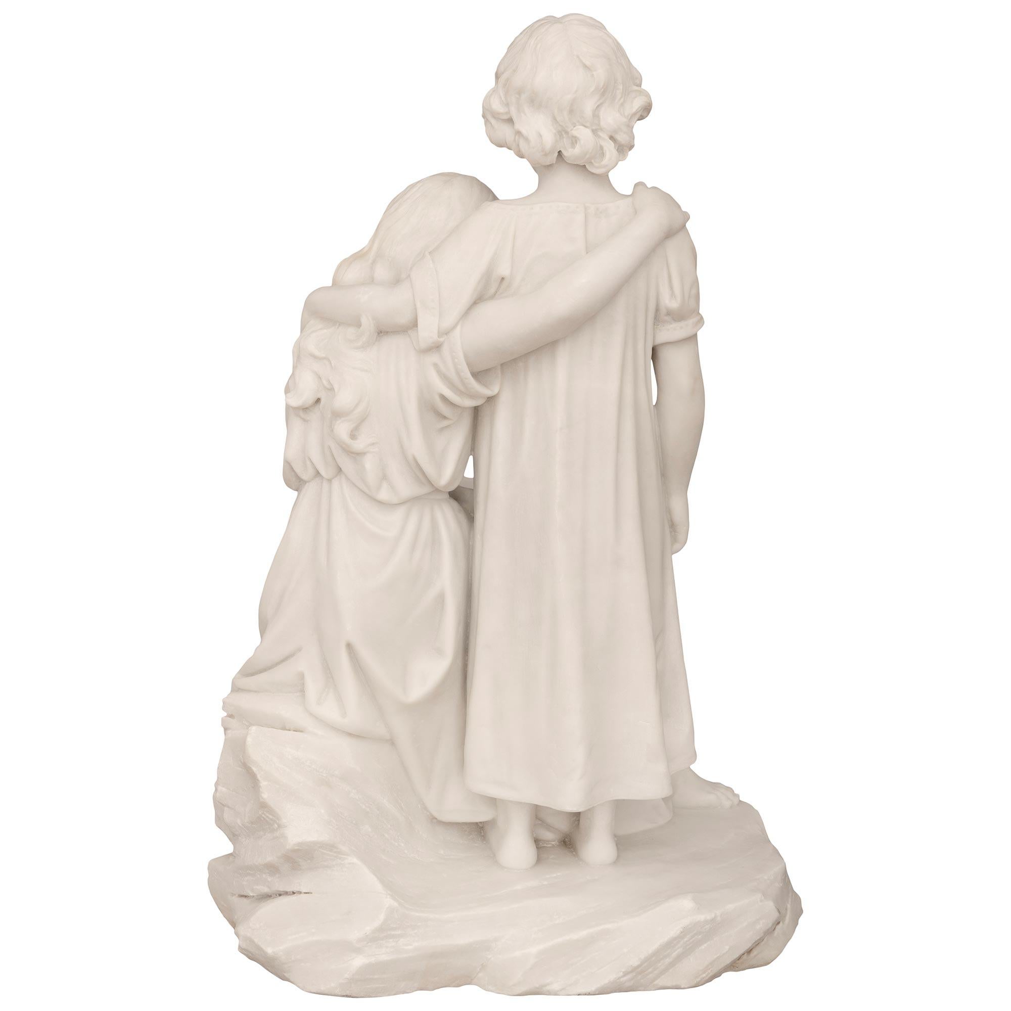 Italian 19th Century Marble Statue Of A Brother And Sister At The Seashore For Sale 7