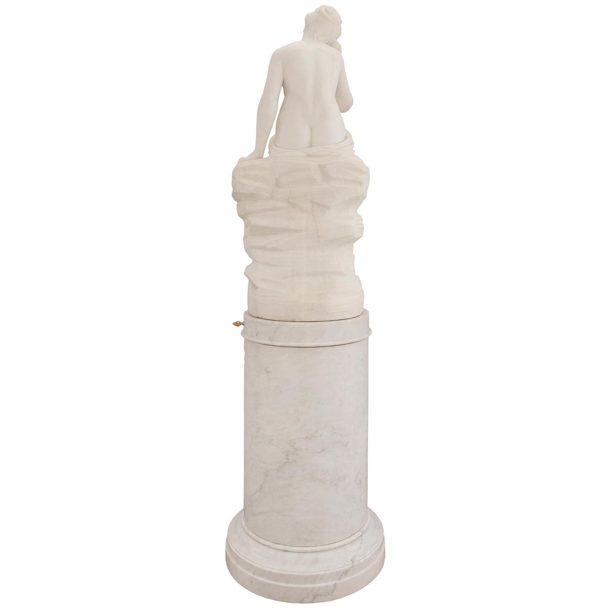 Carrara Marble Italian 19th Century Marble Statue of a Girl with a Seashell For Sale