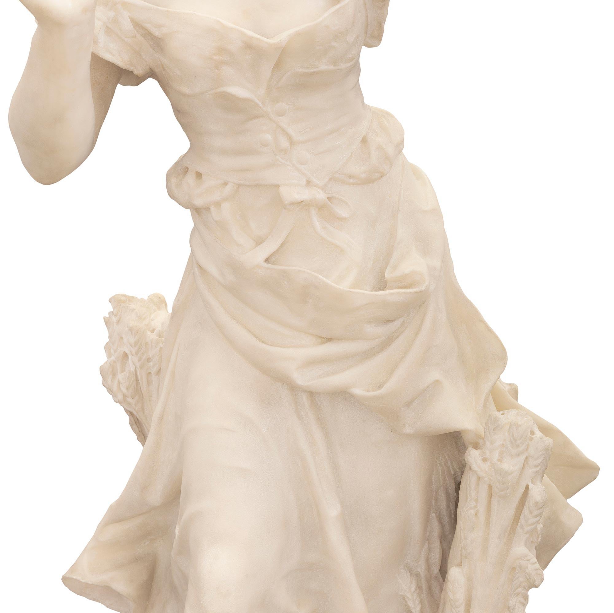 Italian 19th Century Marble Statue of a Young Maiden in a Wheat Field For Sale 3