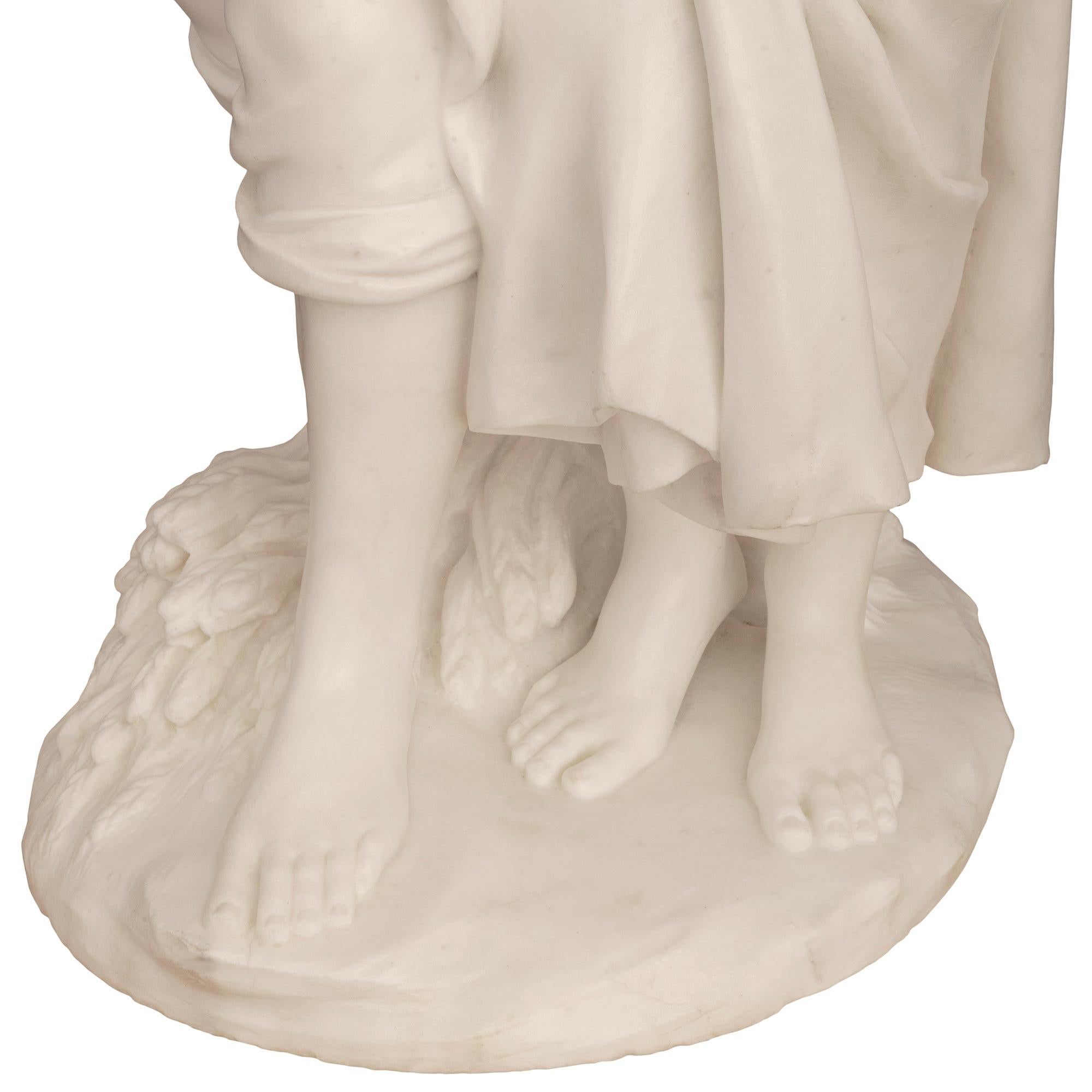 Italian 19th Century Marble Statue of Young Courtship For Sale 6