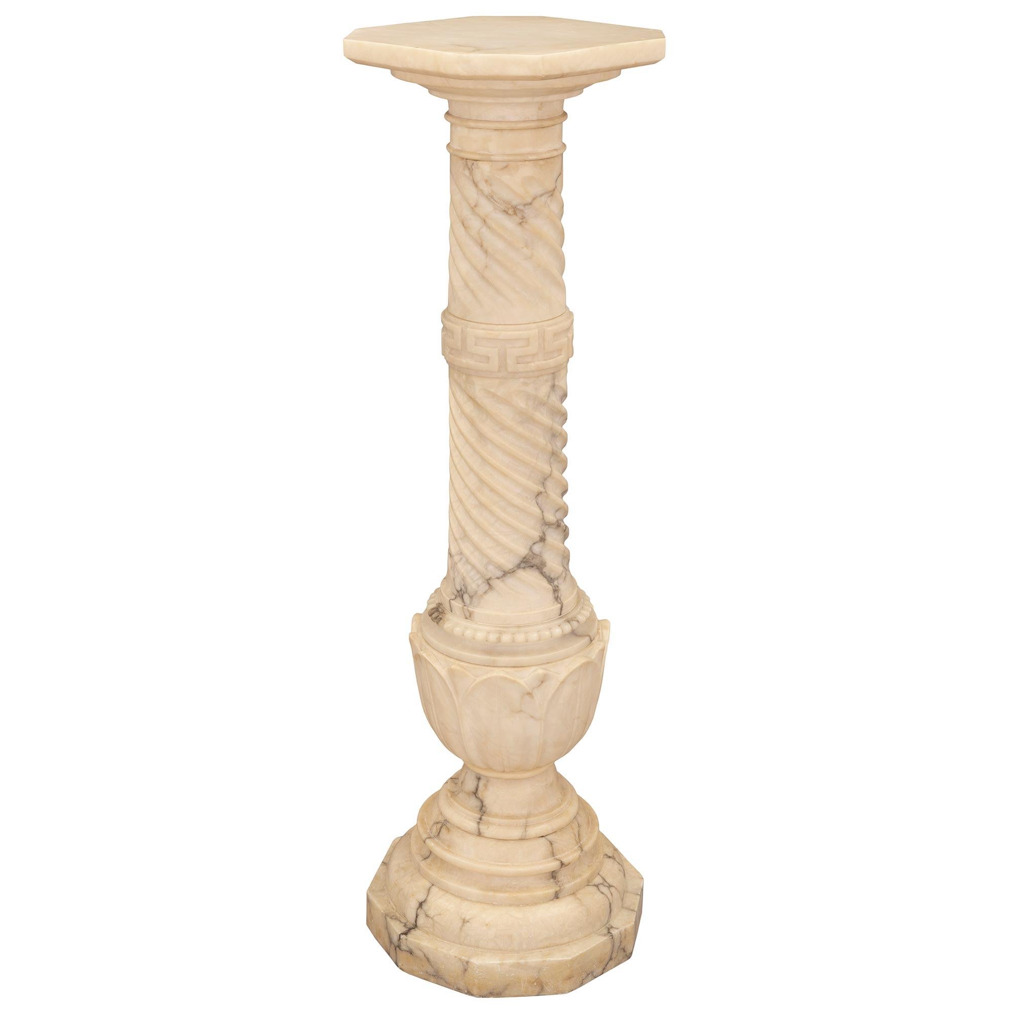 Italian 19th Century Neo-Classical St. Alabaster Pedestal Column In Good Condition For Sale In West Palm Beach, FL