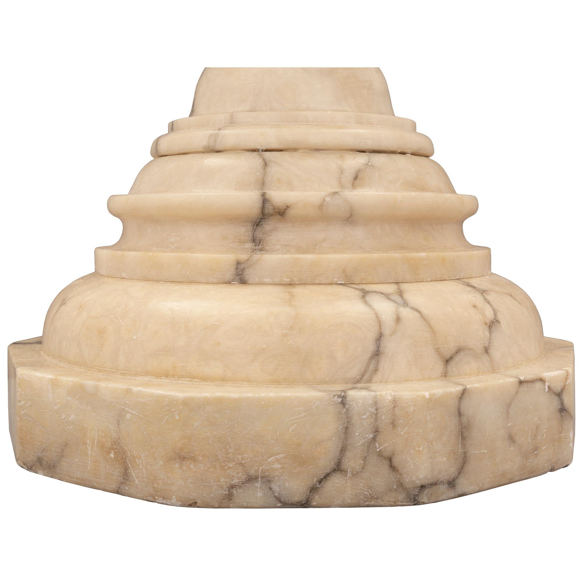 Italian 19th Century Neo-Classical St. Alabaster Pedestal Column For Sale 4