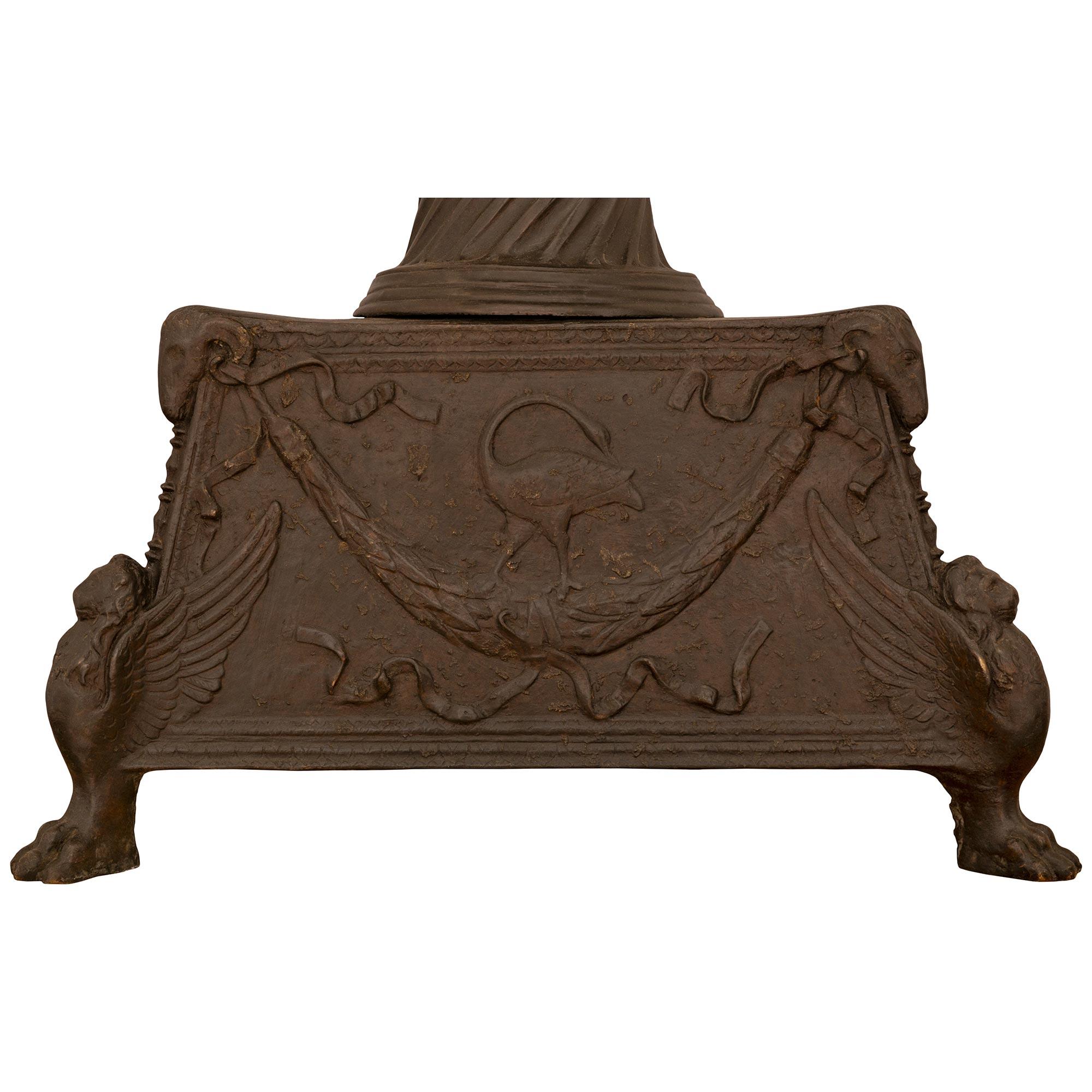 Italian 19th century Neo-Classical st. Bronze and Marble birdbath/planter For Sale 3
