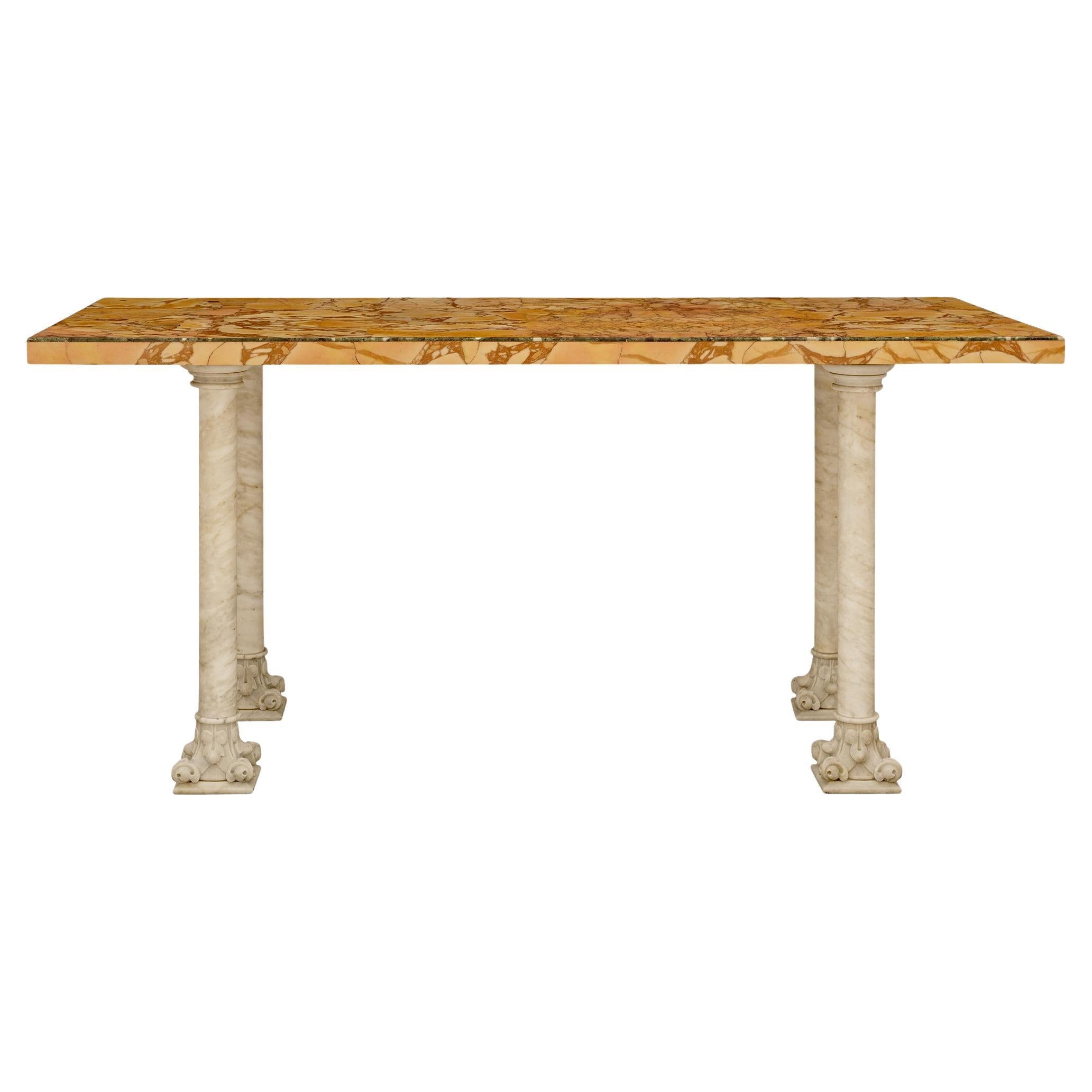Italienischer neoklassizistischer italienischer Tisch aus Calacatta- und Breccia Dorata-Marmor des 19. Jahrhunderts im Angebot