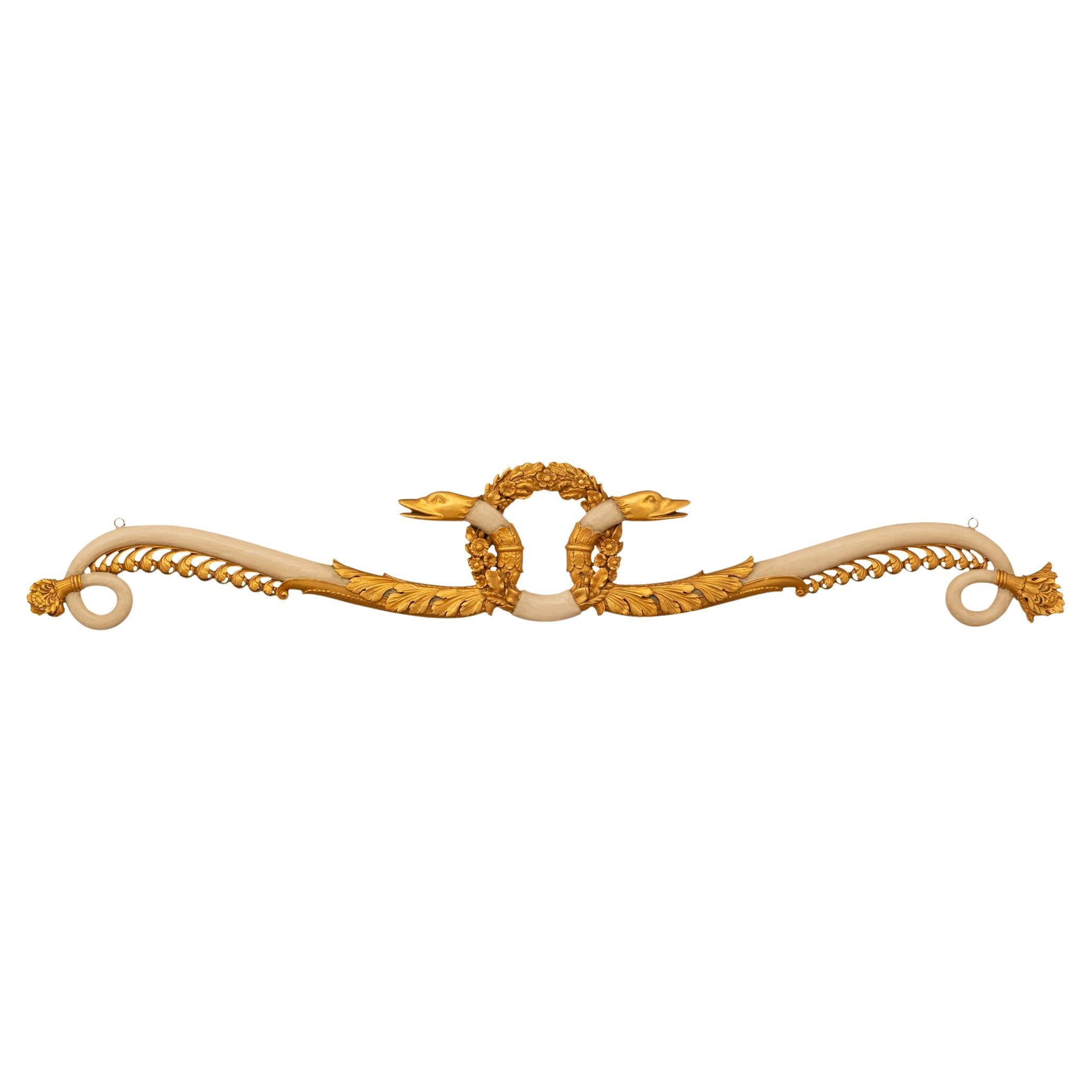 Italian 19th century Neo-Classical st. Giltwood and patinated Wood wall decor
