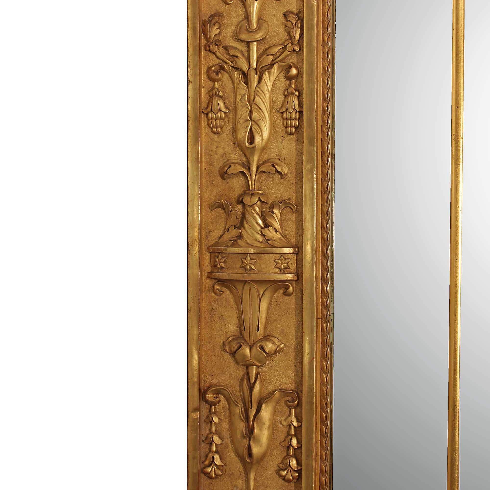 Italian 19th Century Neo-Classical St. Giltwood Mirror For Sale 1