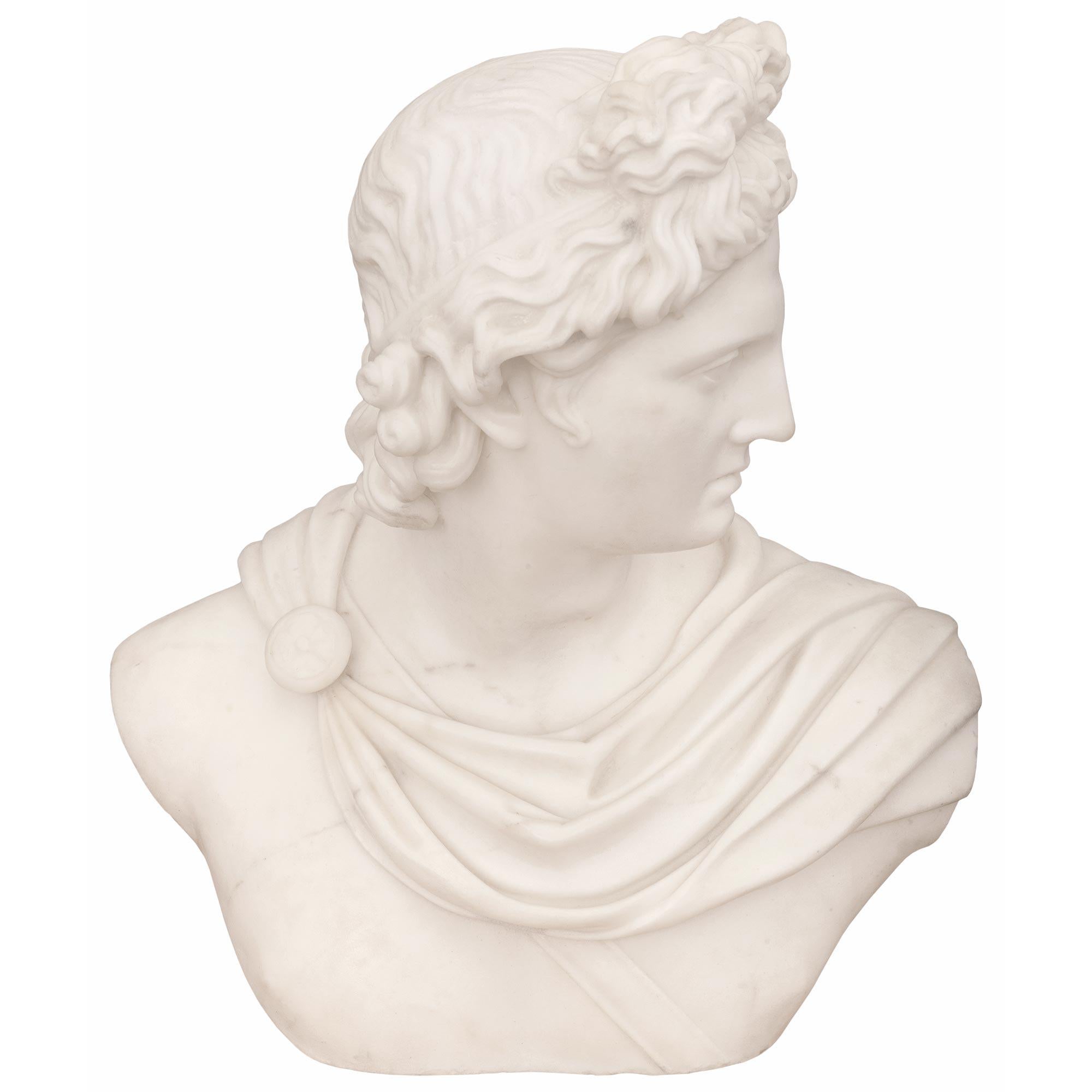 Italian 19th Century Neo-Classical St. Marble Bust of Apollo Belvedere For Sale 6