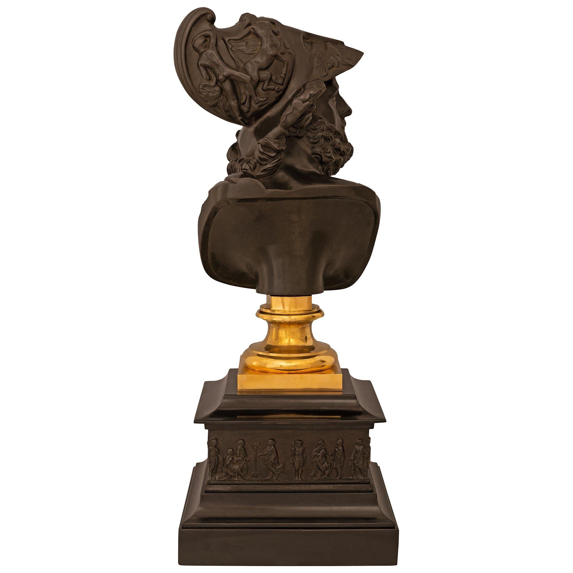 Statua neoclassica italiana del XIX secolo in marmo, Ormolu e bronzo in vendita 5