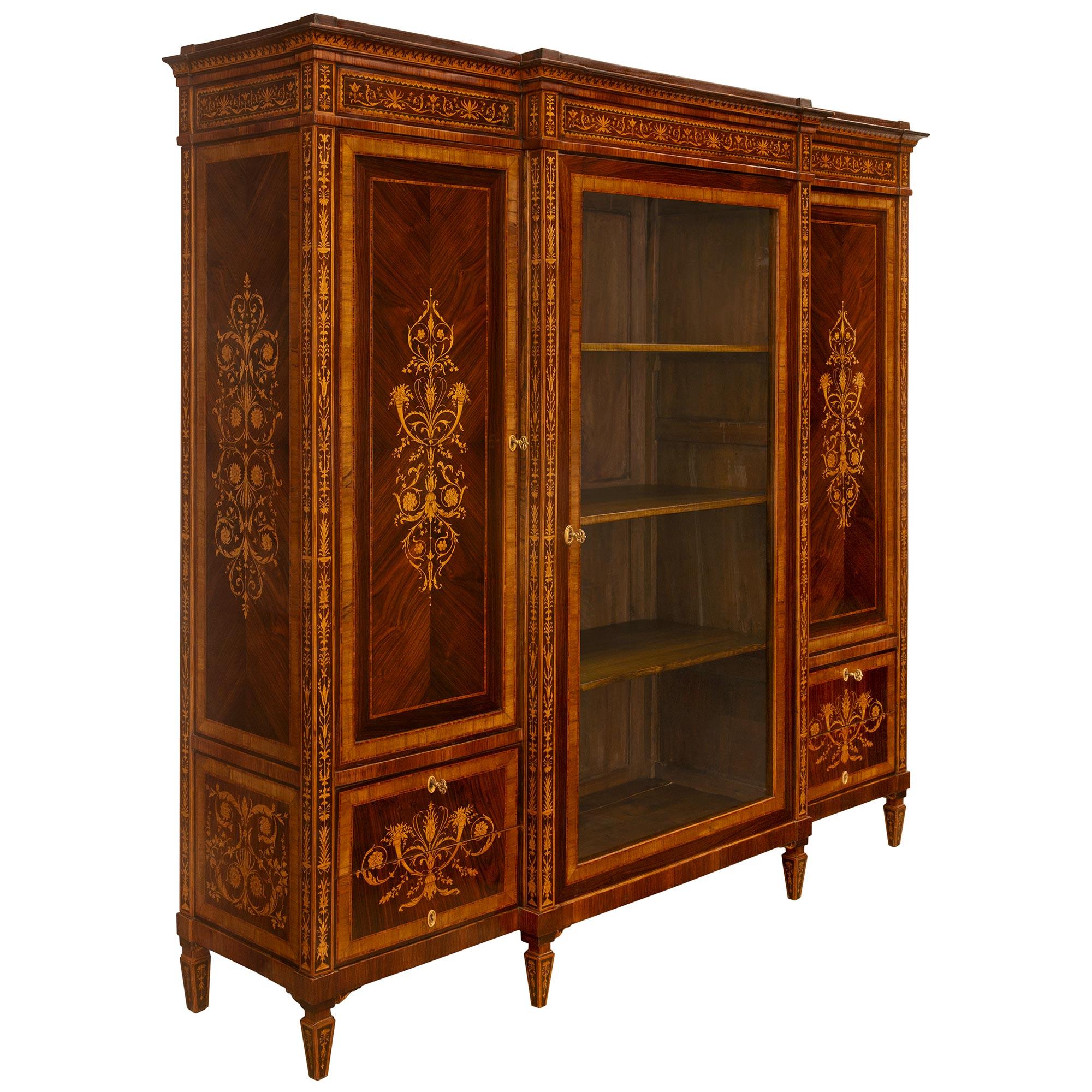 Italian 19th Century Neo-Classical St. Walnut Cabinet Vitrine In Good Condition For Sale In West Palm Beach, FL