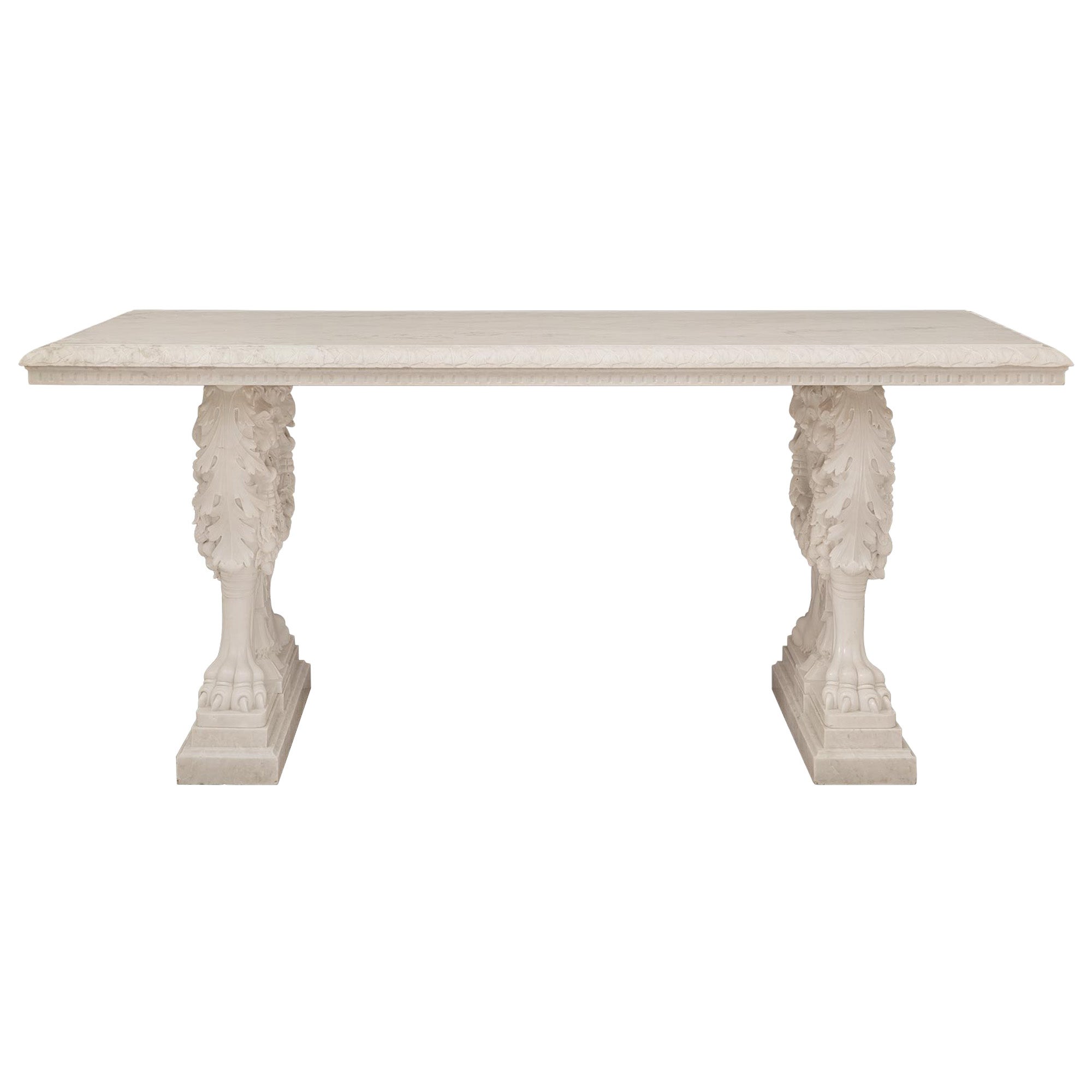 Mesa de centro italiana neoclásica de mármol de carrara blanco del siglo XIX