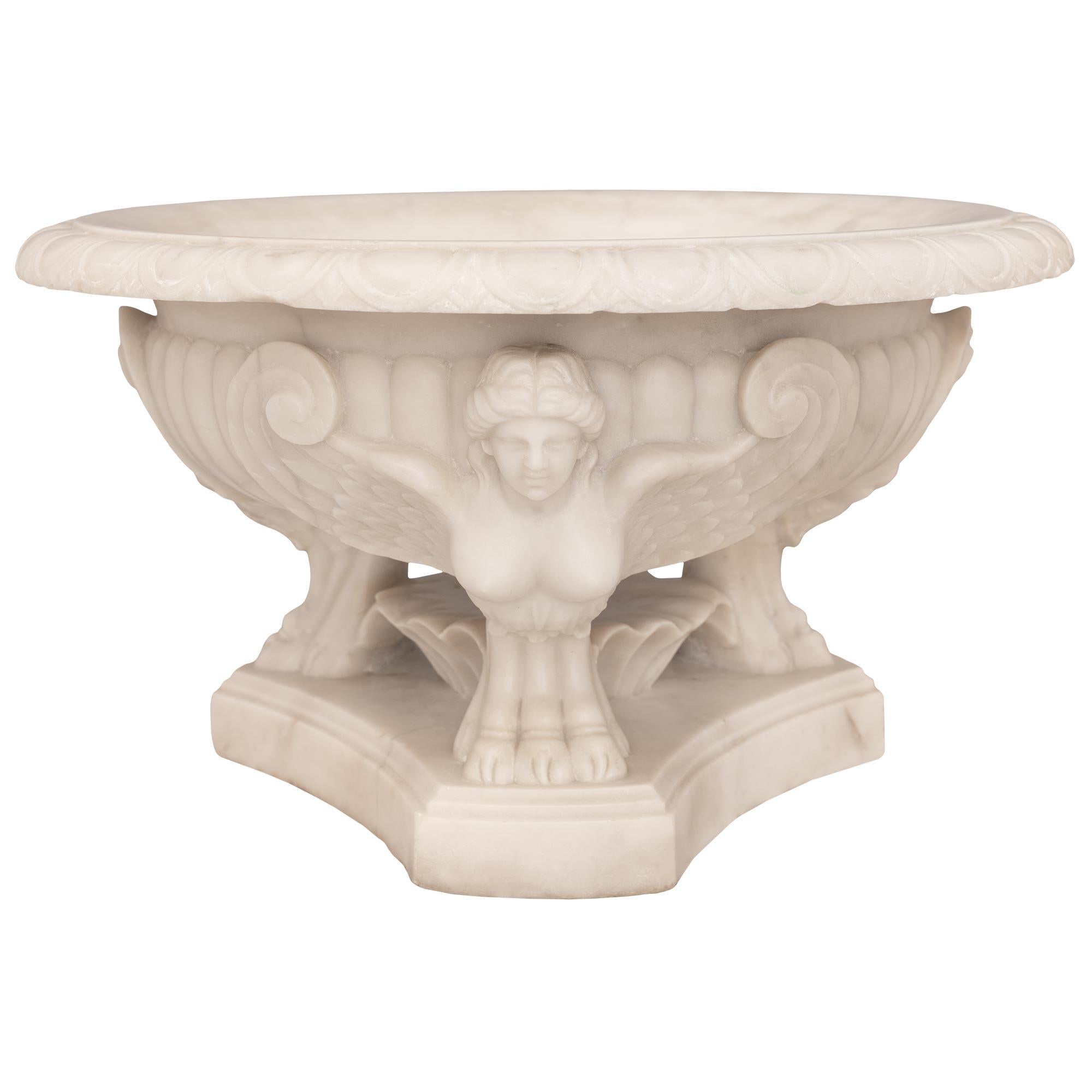 Italian 19th Century Neo-Classical St. White Carrara Marble Centerpiece Bowl For Sale 4