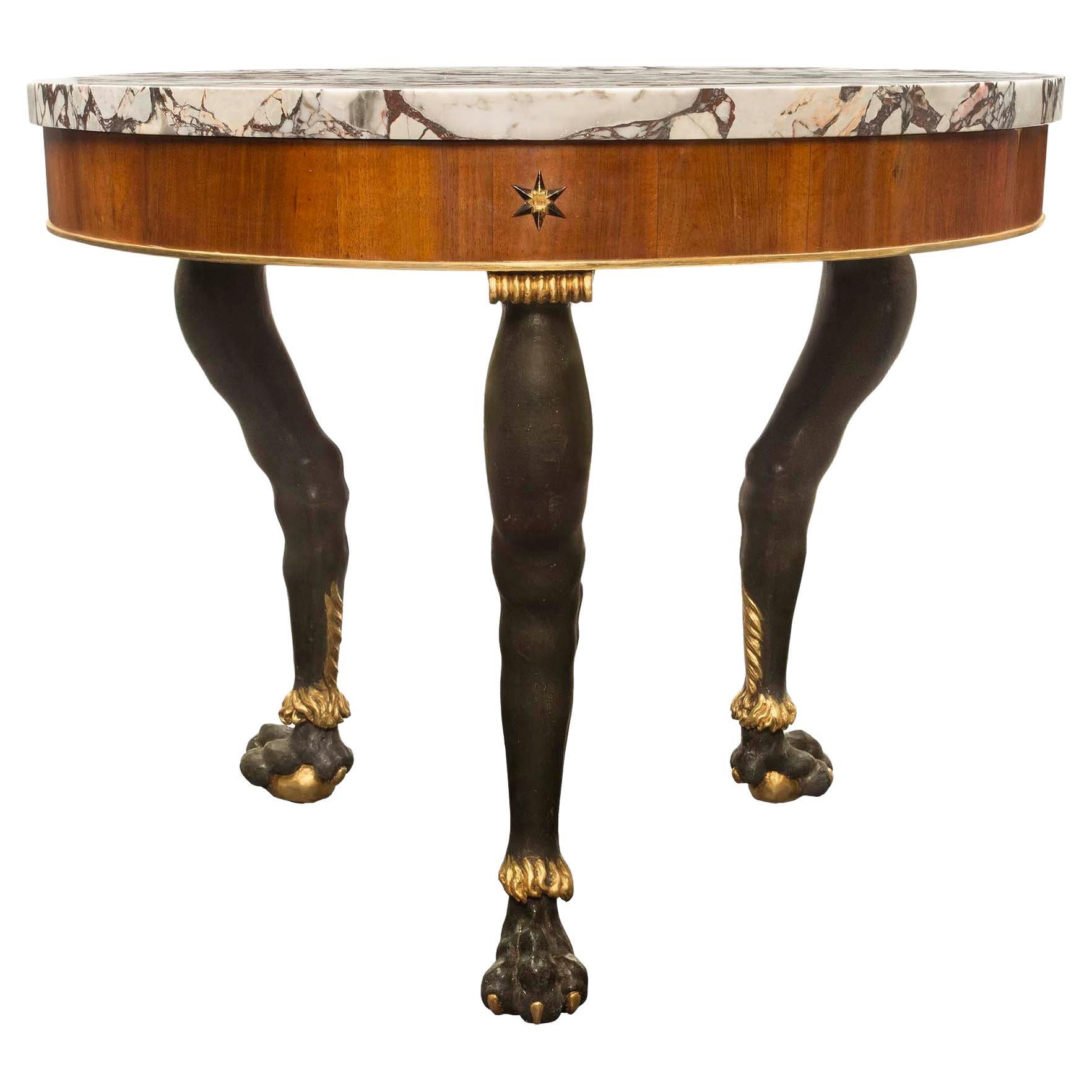 Table centrale italienne néoclassique du XIXe siècle en noyer, bois doré et marbre en vente
