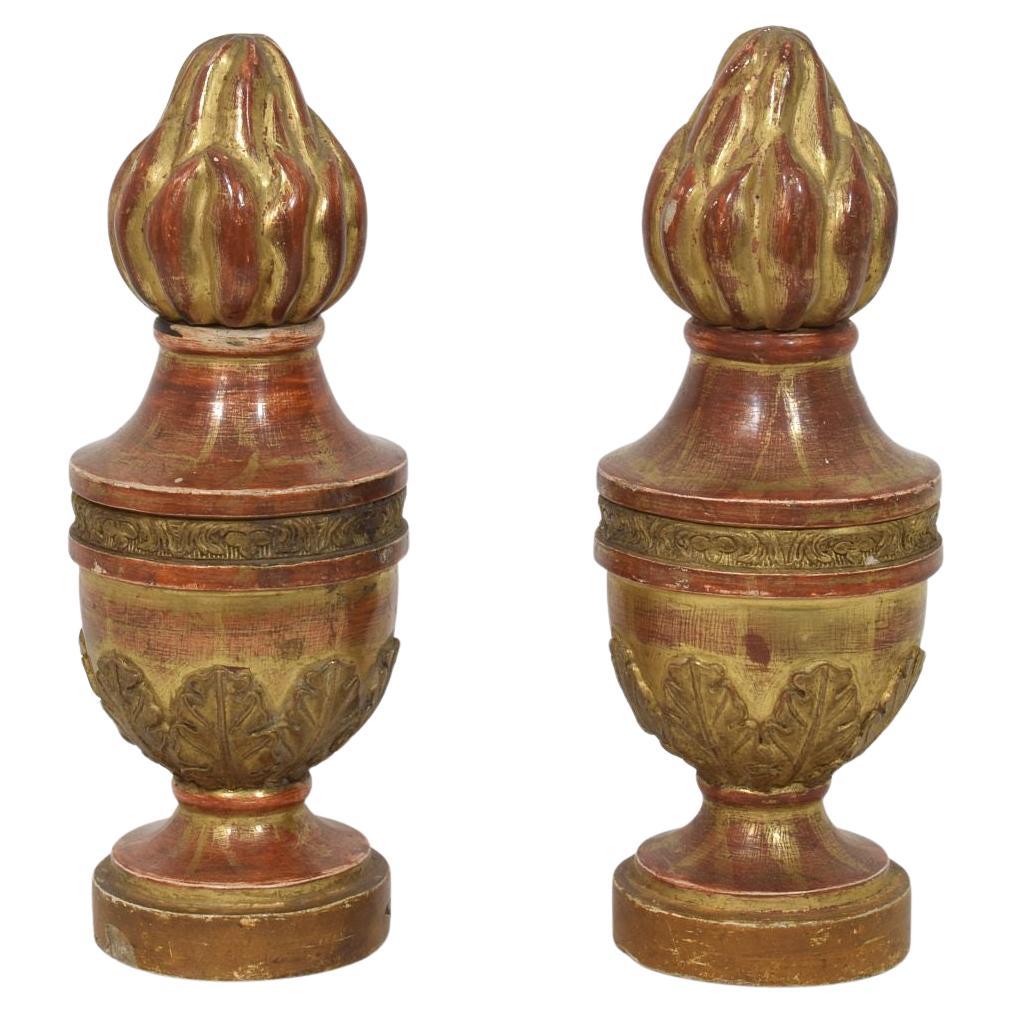 Italian 19th Century Neoclassical Carved Giltwood Finial Ornaments