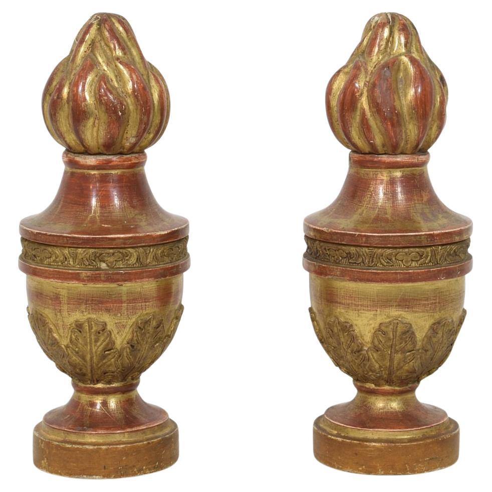 Italian 19th Century Neoclassical Carved Giltwood Finial Ornaments