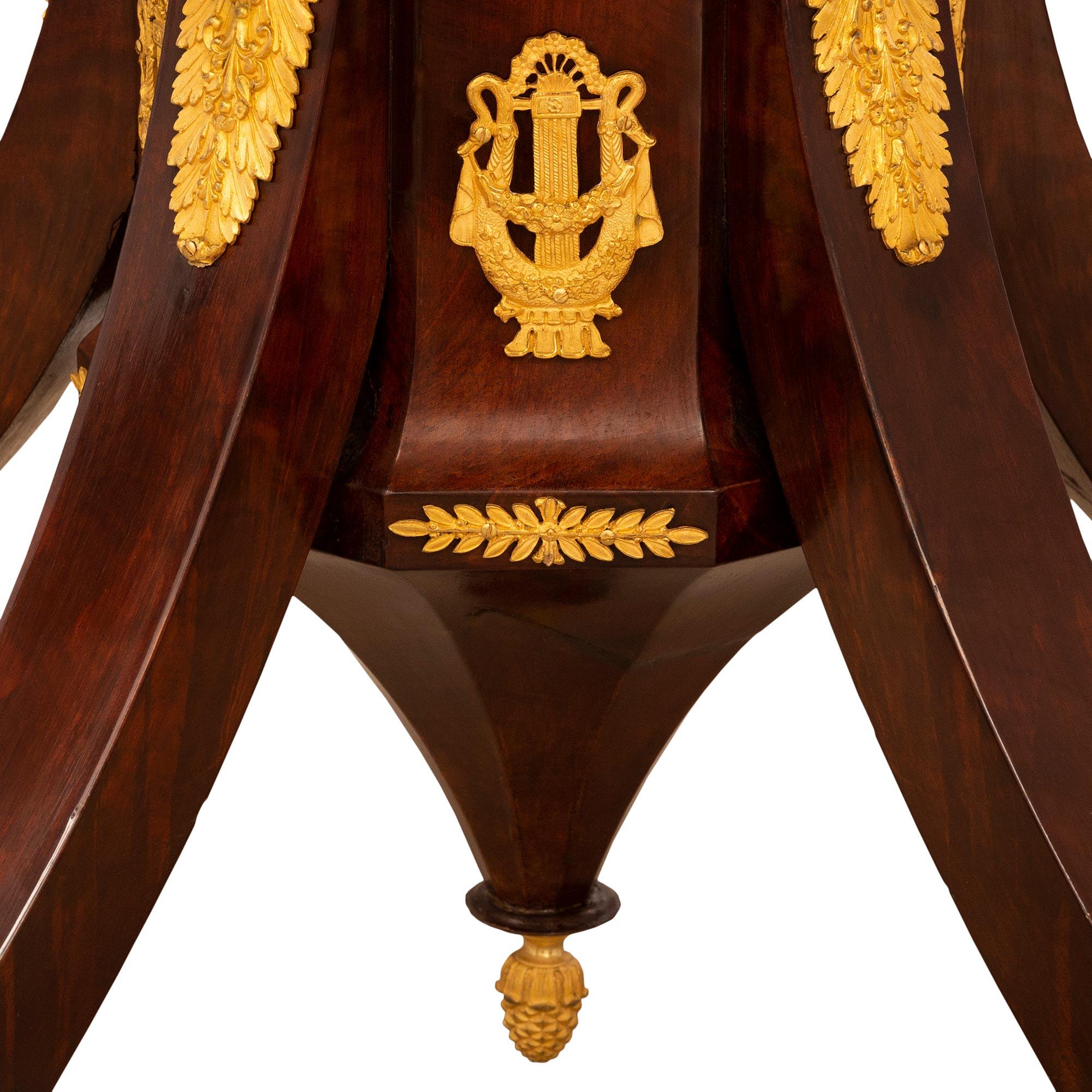 Italian 19th Century Neoclassical Empire Style Mahogany and Ormolu Center Table For Sale 5