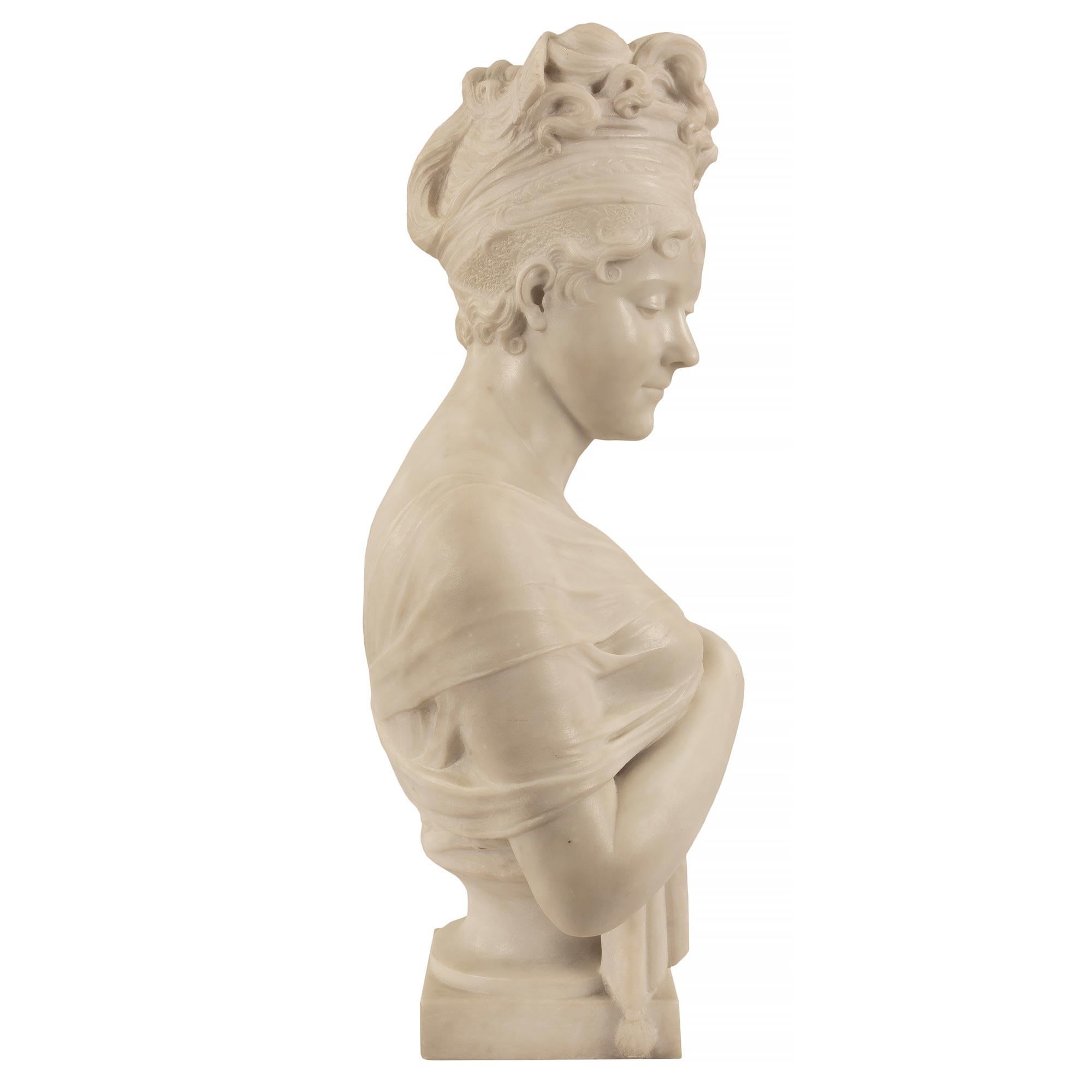 Italian 19th Century Neoclassical St. Carrara Marble Bust of Juliette Recamier For Sale 1