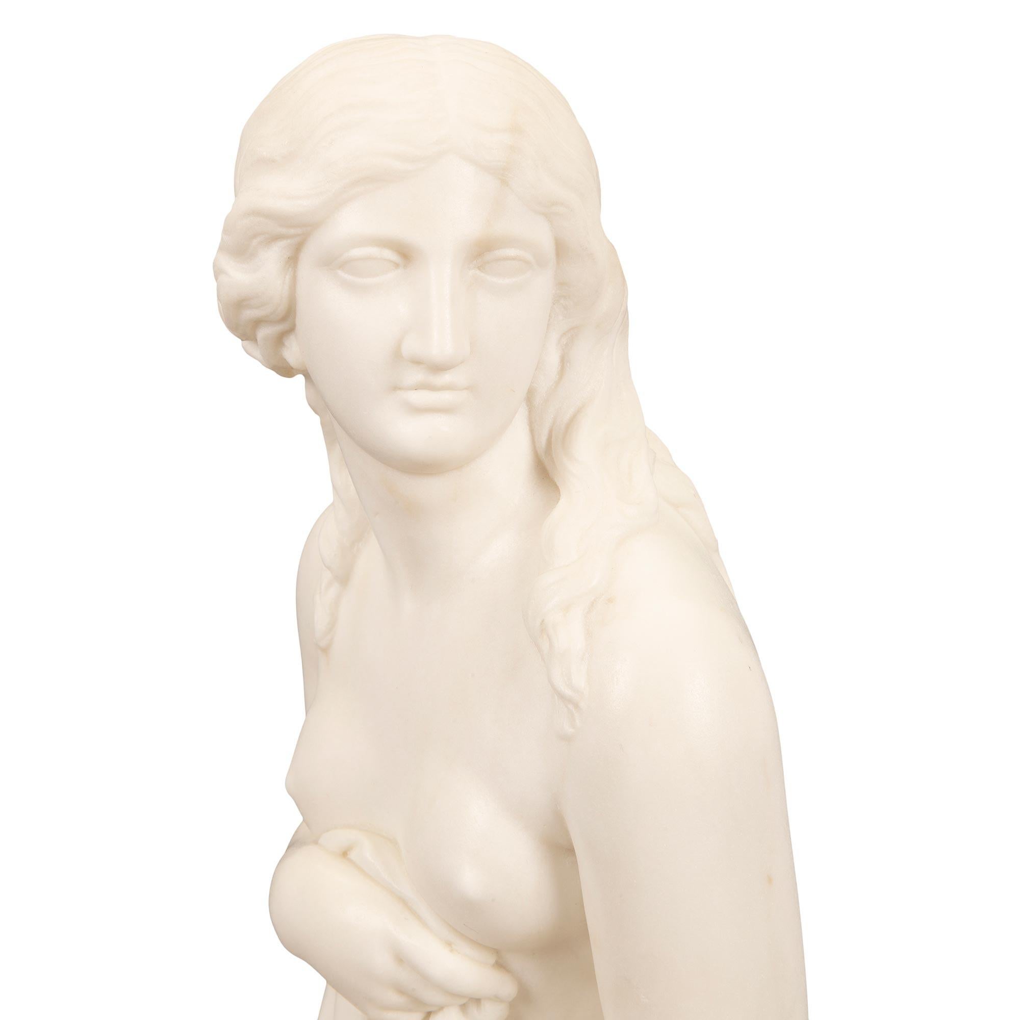 Carrara Marble Italian 19th Century Neoclassical St. Marble Statue Of “La Baigneuse” For Sale