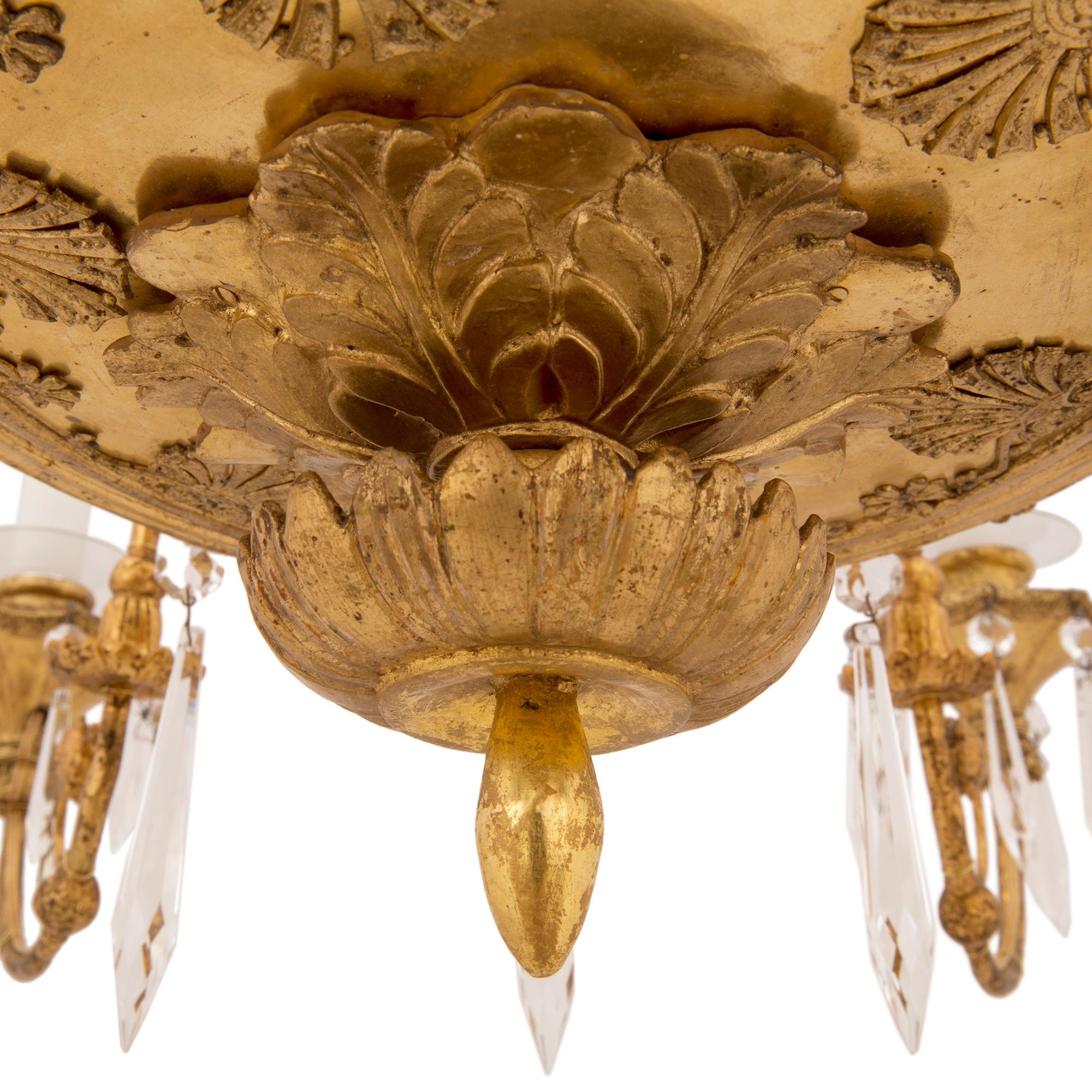 Italian 19th Century Neoclassical Style Giltwood and Ormolu Chandelier For Sale 3