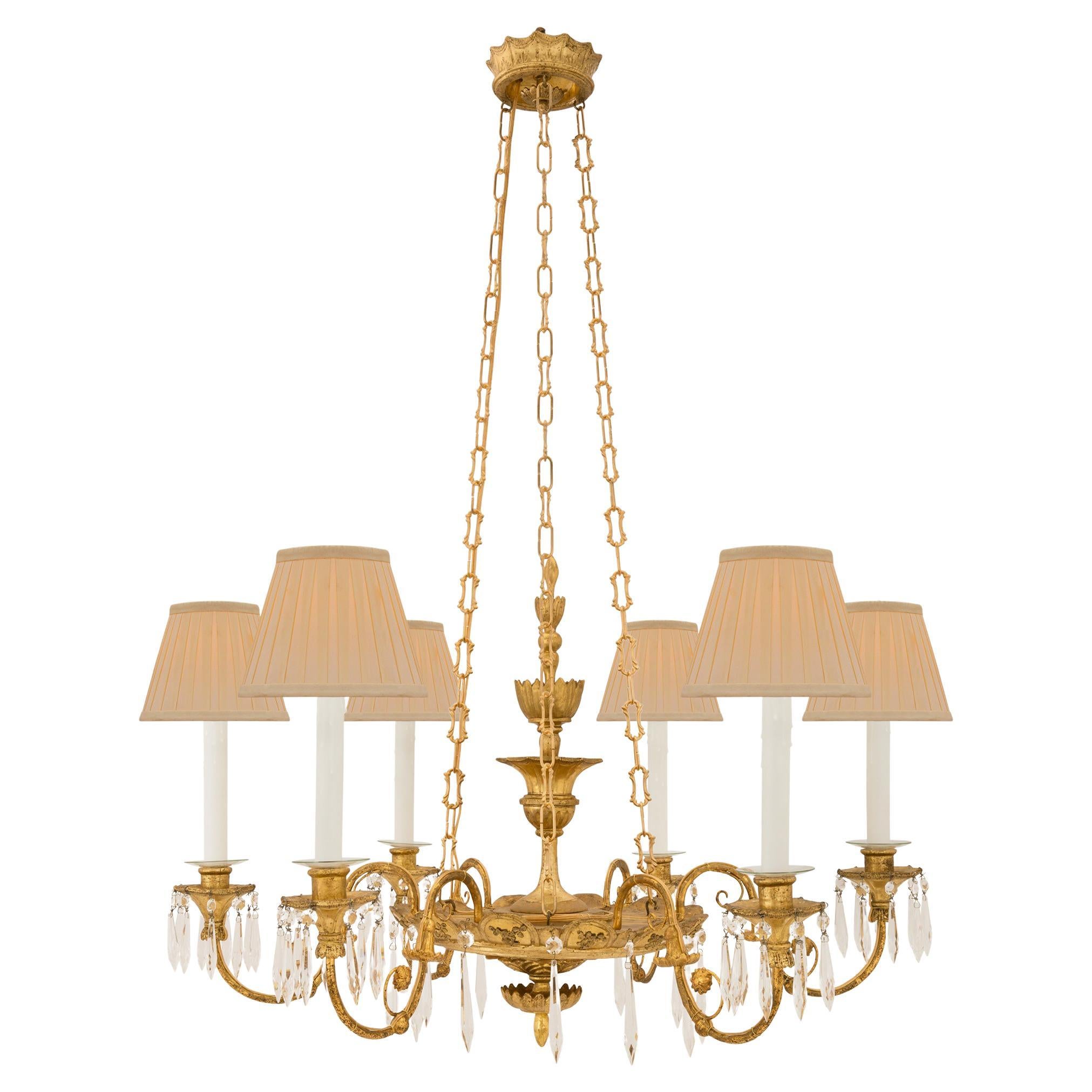 Italian 19th Century Neoclassical Style Giltwood and Ormolu Chandelier For Sale
