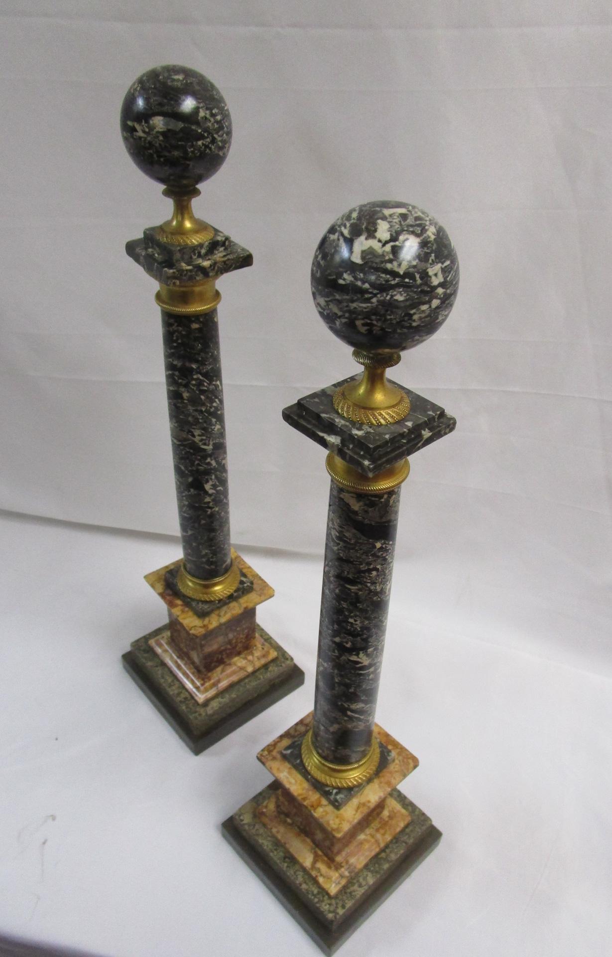 Italian 19th Century Neoclassical Style Ormolu and Marble Columns w/ Orb Finials In Good Condition For Sale In Savannah, GA