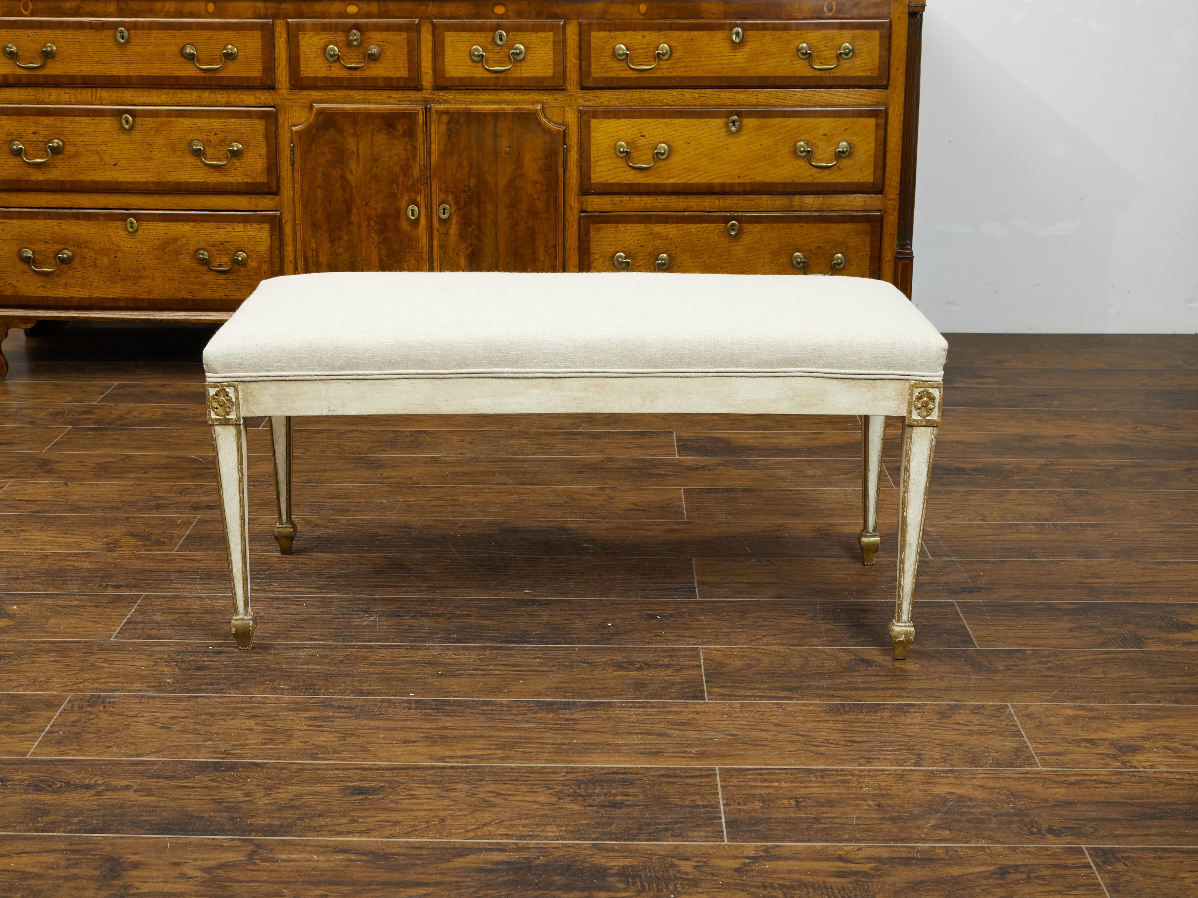 Gilt Italian 19th Century Neoclassical Style Painted Bench with Gilded Rosettes