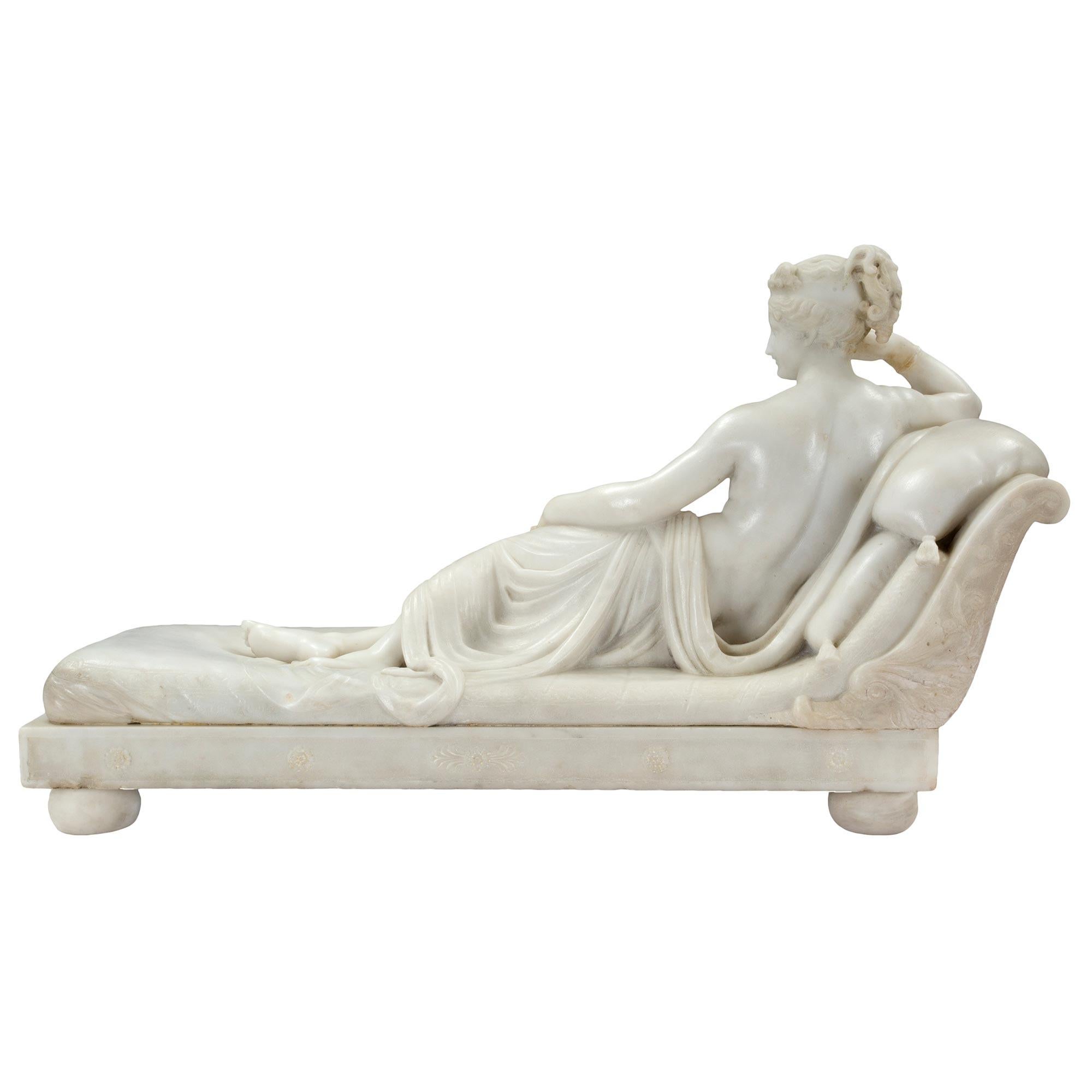 Sculpture italienne néoclassique du 19ème siècle en marbre blanc de Carrare Bon état - En vente à West Palm Beach, FL