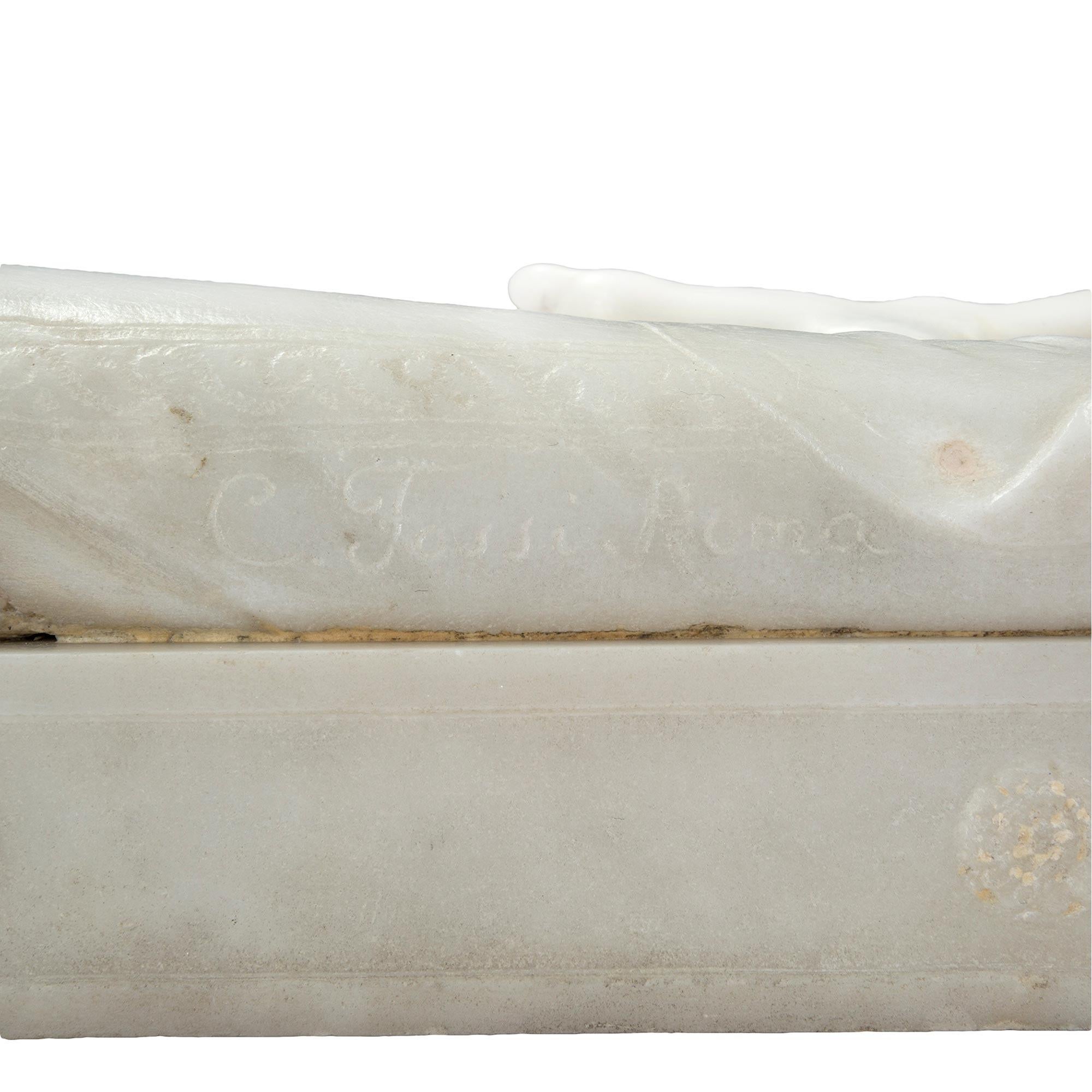 Italian 19th Century Neoclassical White Carrara Marble Sculpture For Sale 4